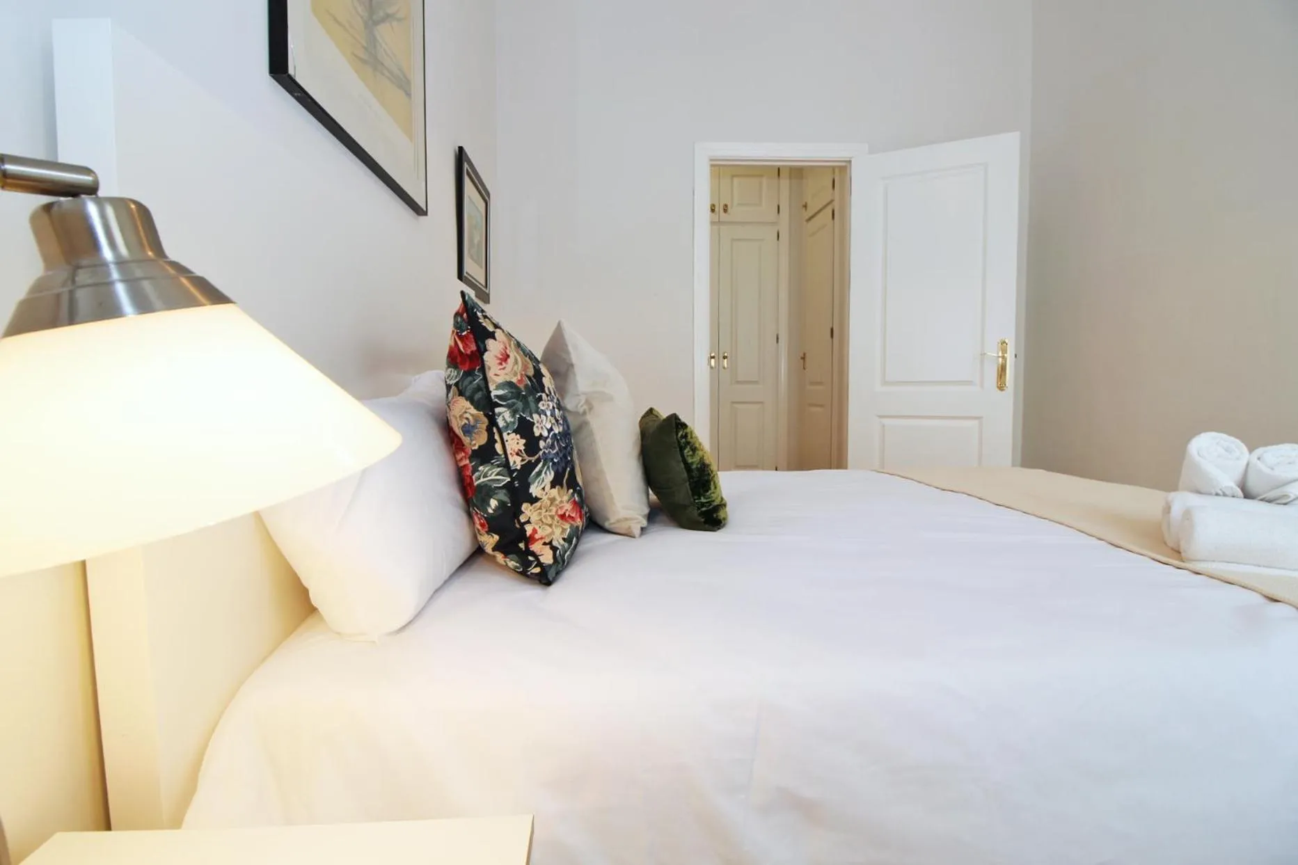 Bed in Del Parque Flats - Premium - Maestre