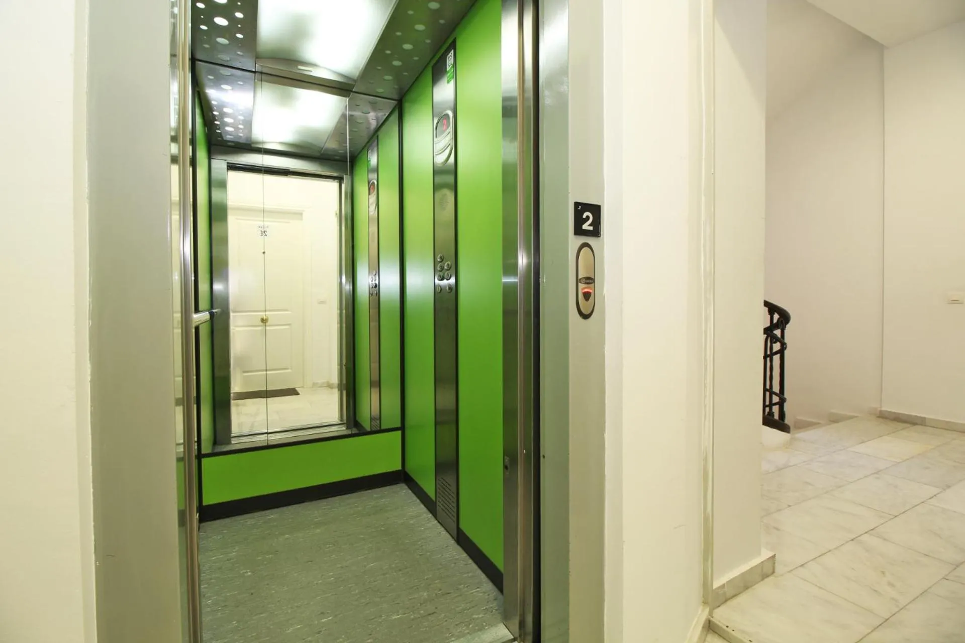 Facade/entrance in Del Parque Flats - Premium - Maestre