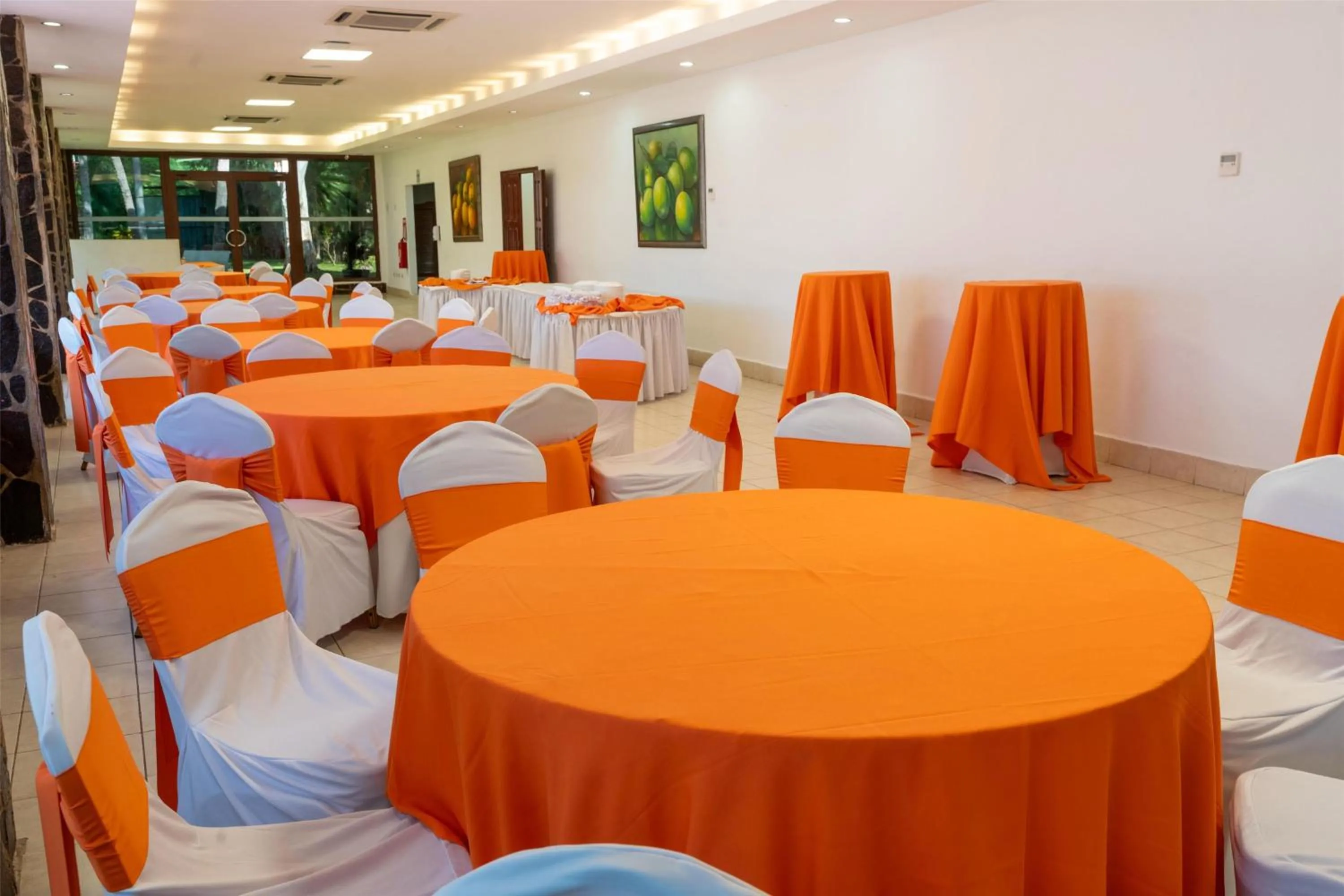 Meeting/conference room in Best Western Las Mercedes Airport