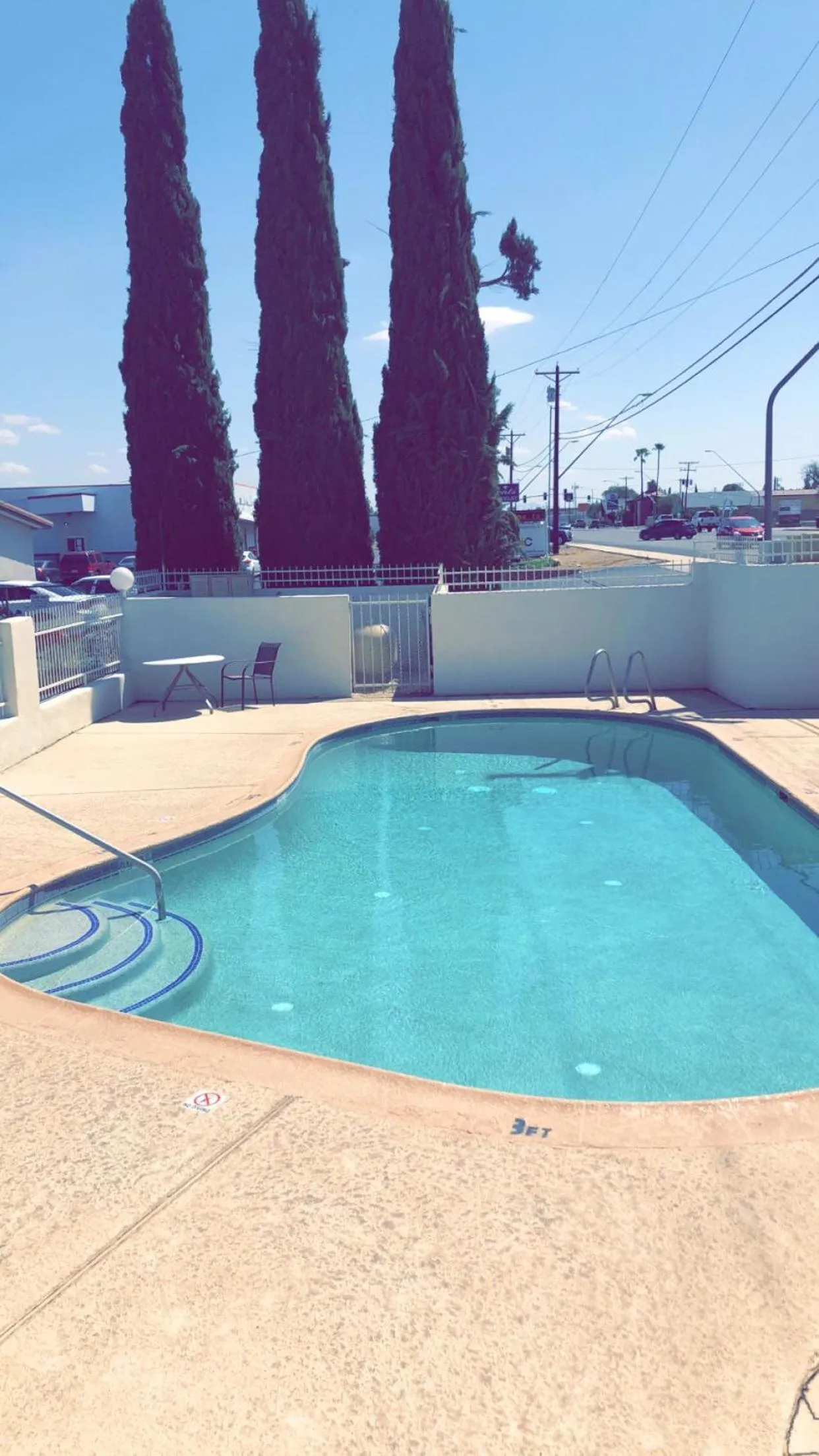 Swimming pool in Motel 6-Safford, AZ