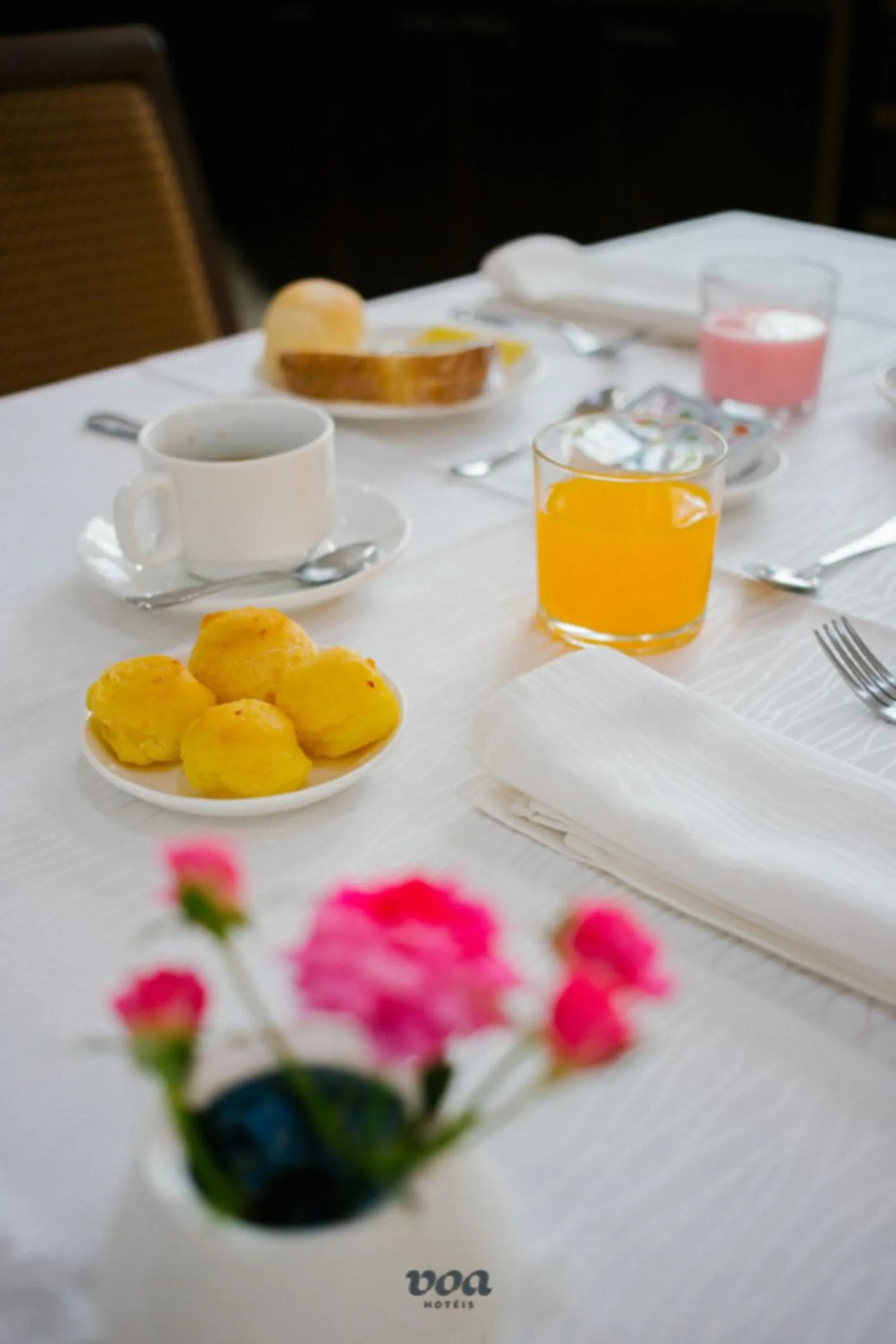 Breakfast in VOA Express Inn Hotel Orquídea