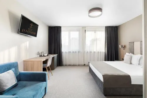 Bed in Jitomir Hotel