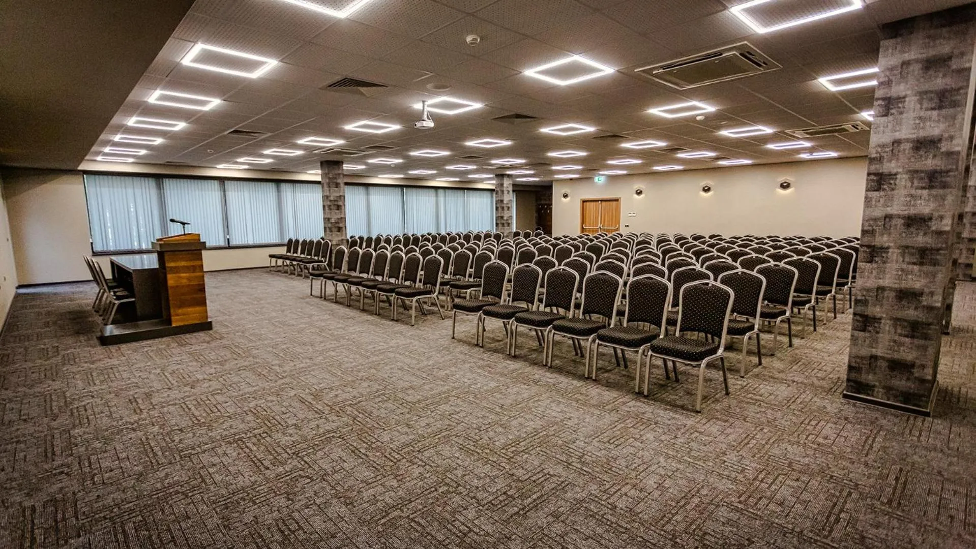 Meeting/conference room in Jitomir Hotel
