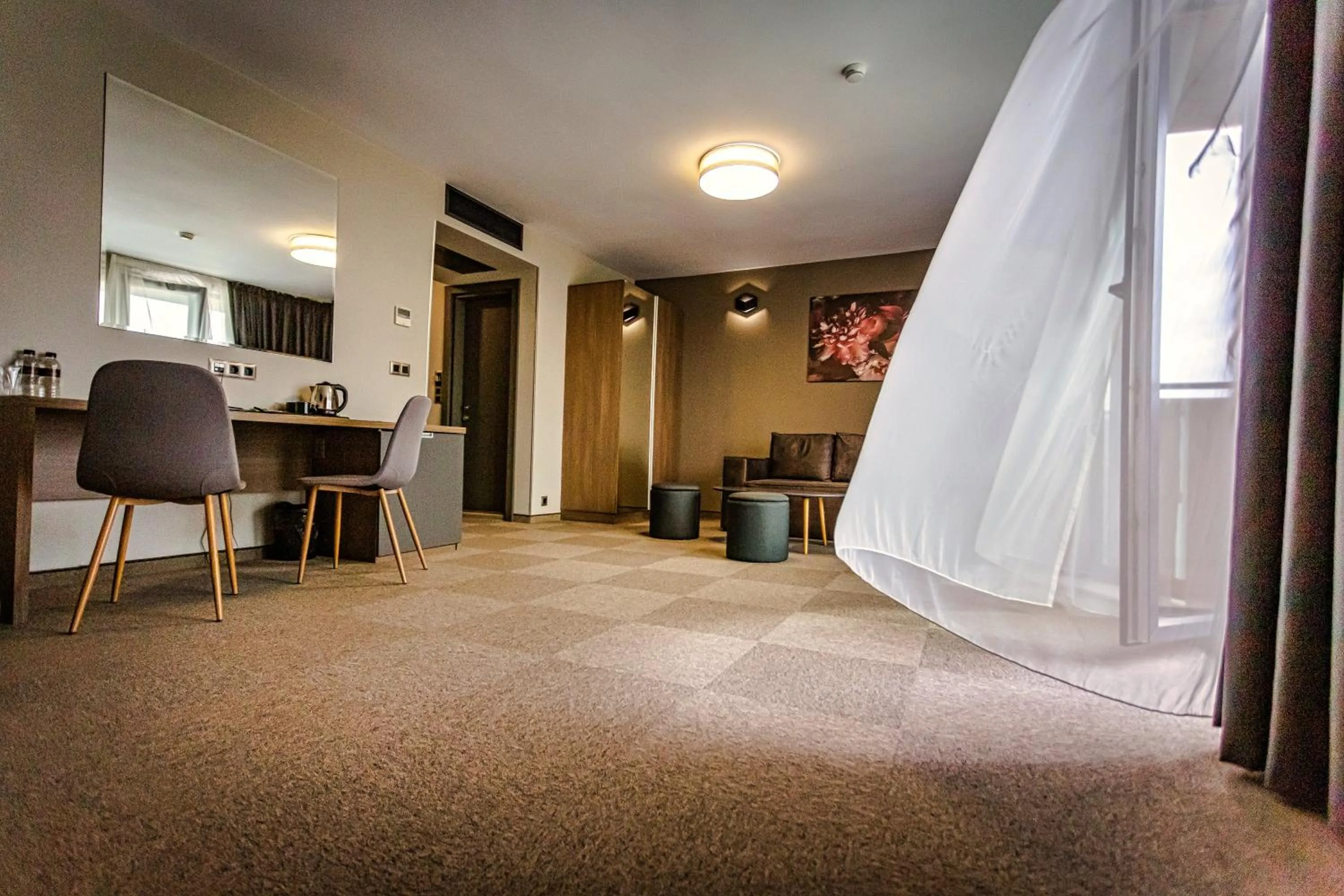 Jitomir Hotel