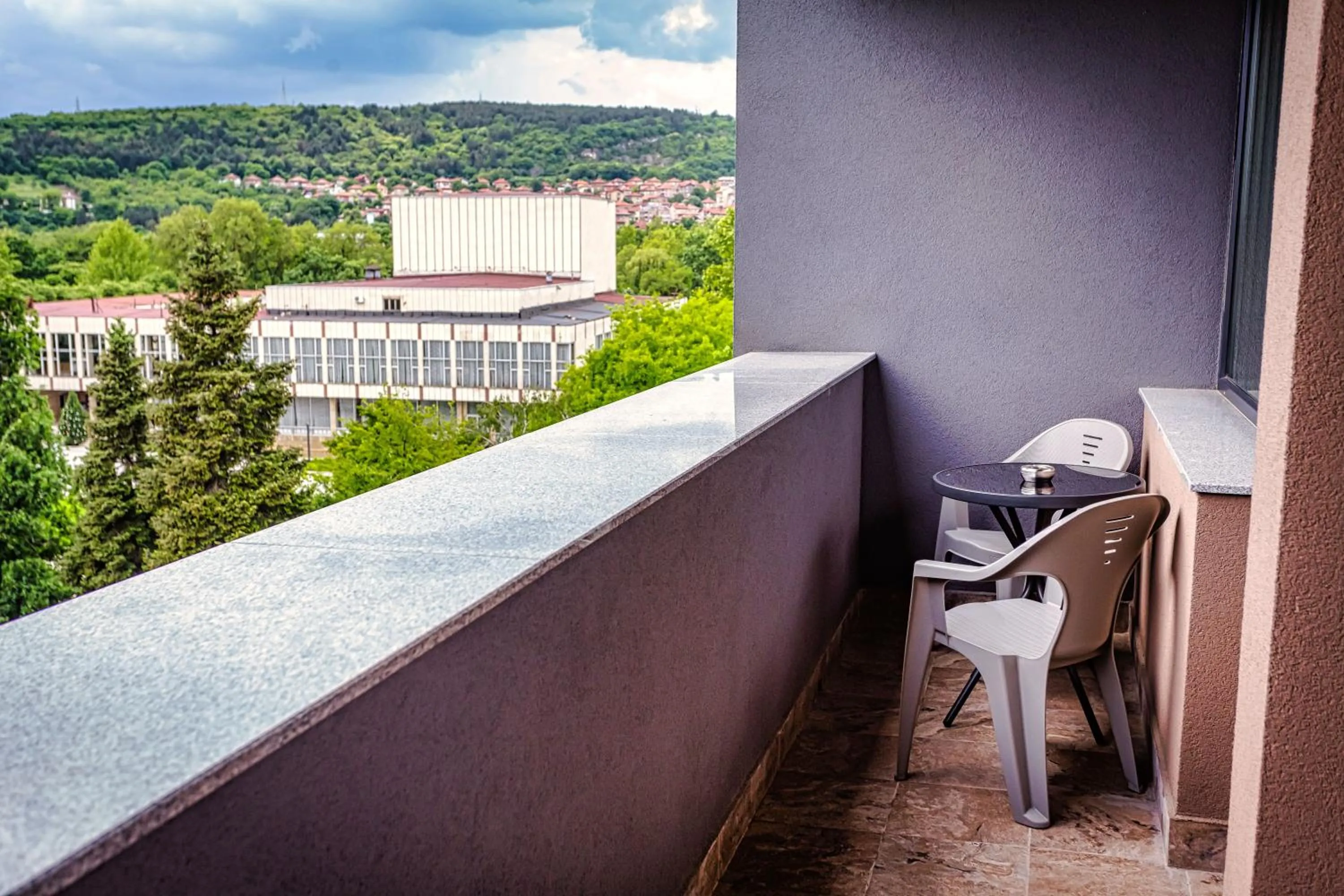 Jitomir Hotel