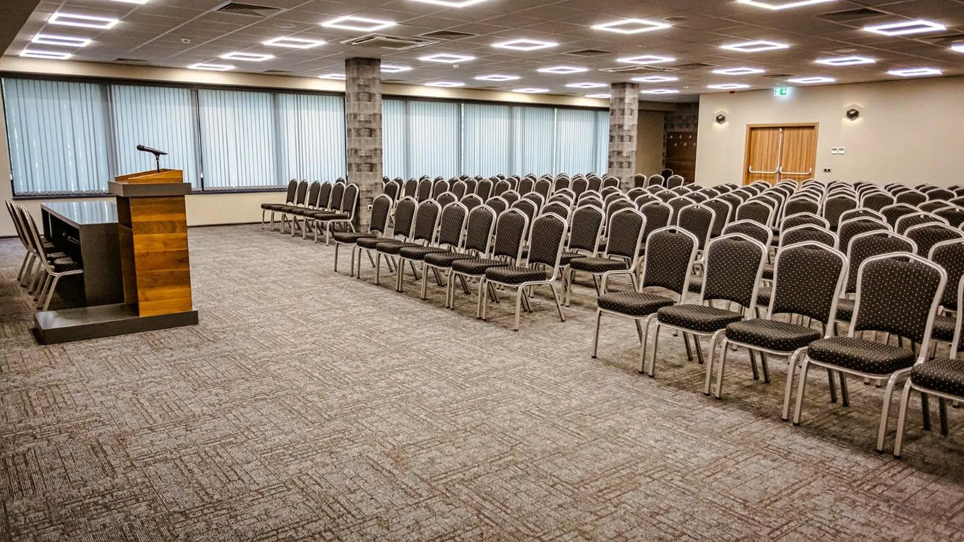 Meeting/conference room in Jitomir Hotel