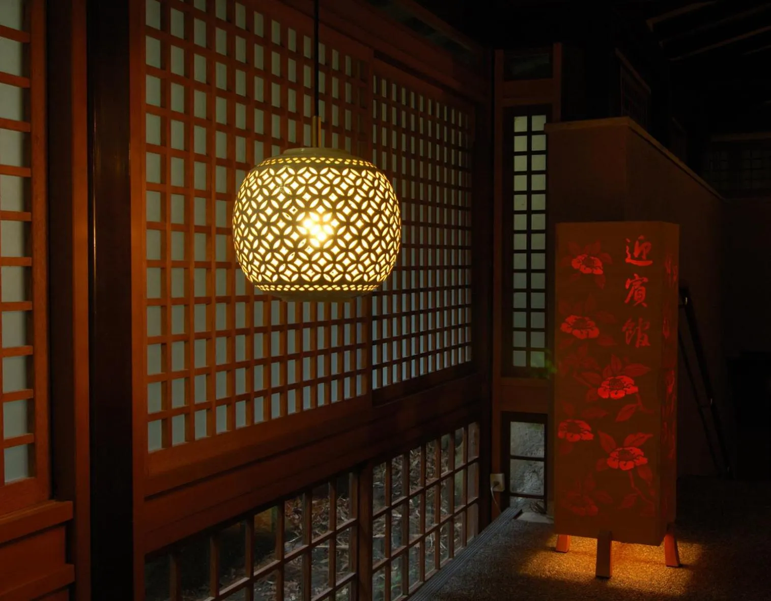 Decorative detail in Oku Yugawara Tsubaki