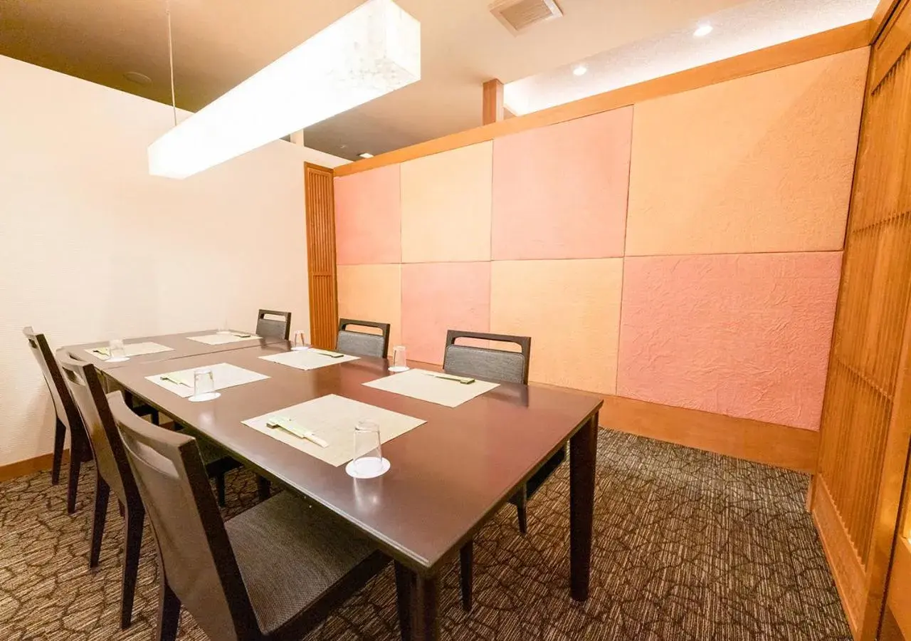 Restaurant/places to eat in Haiya Restaurant/places to eat in Haiya