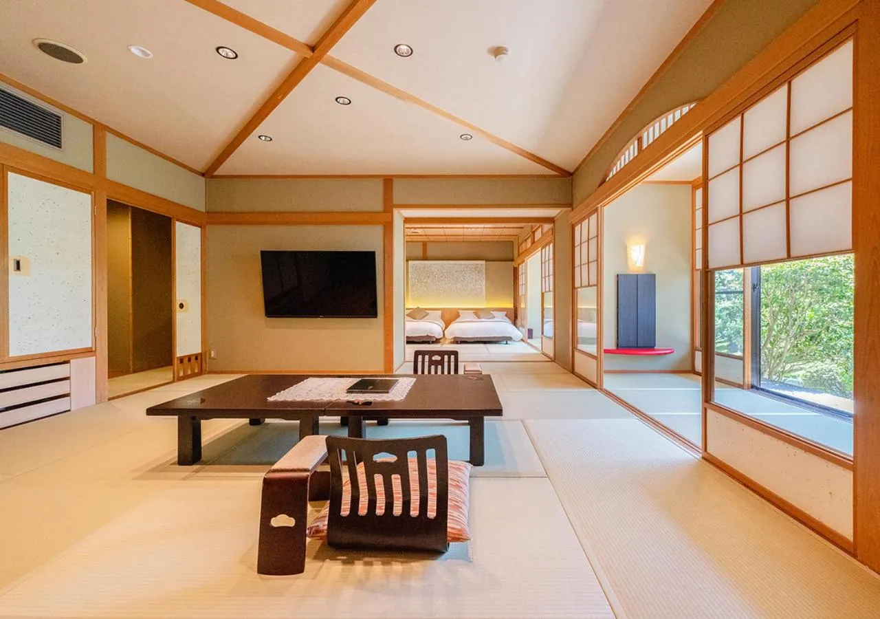 Photo of the whole room in Haiya