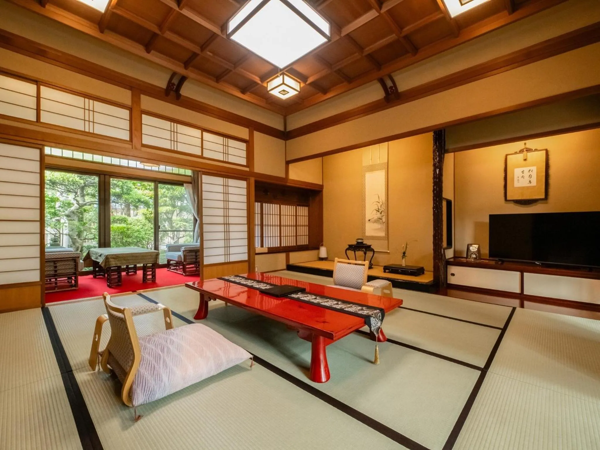 Photo of the whole room in Haiya