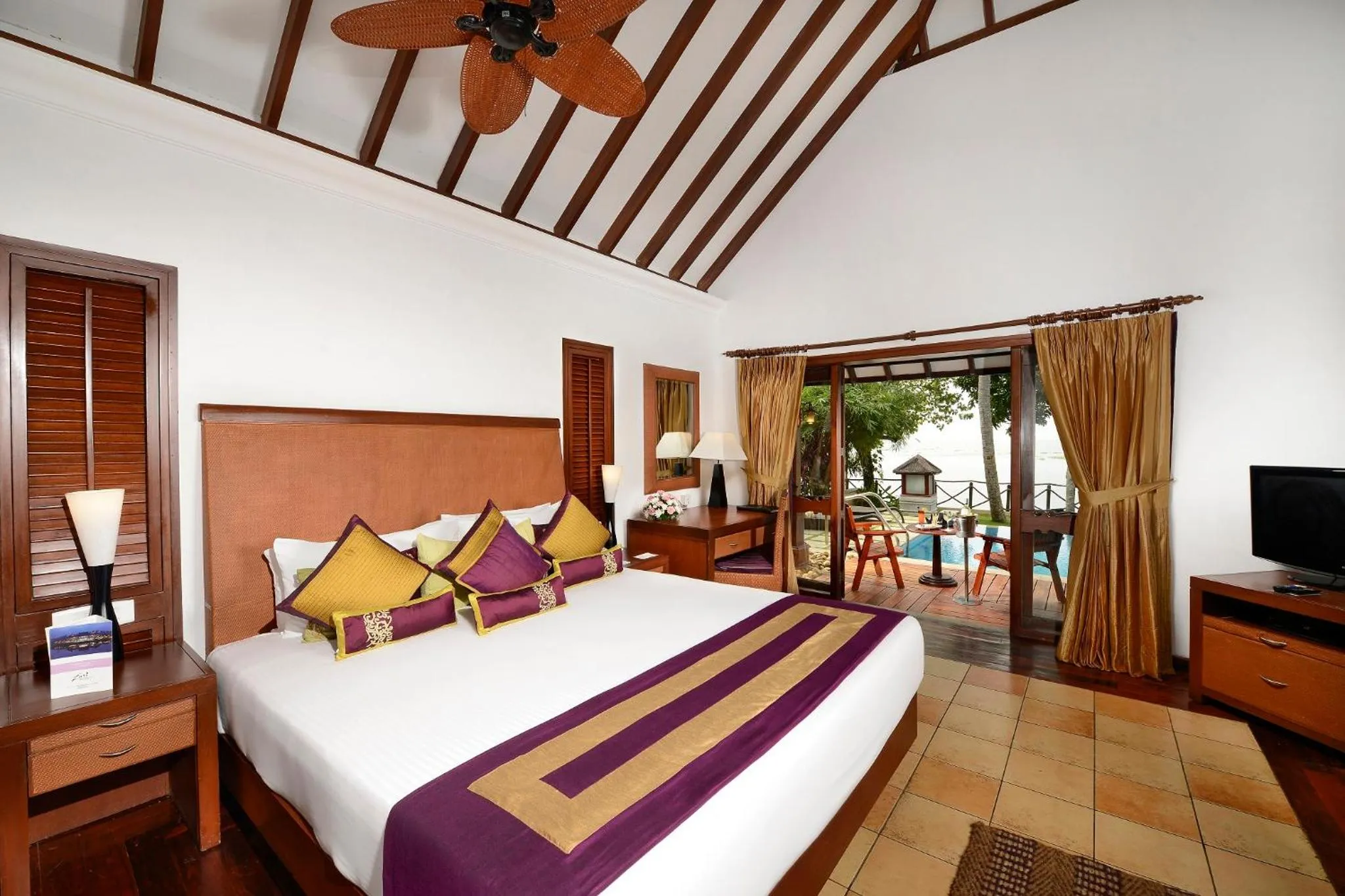 Day, Bed in The Zuri Kumarakom Kerala Resort & Spa