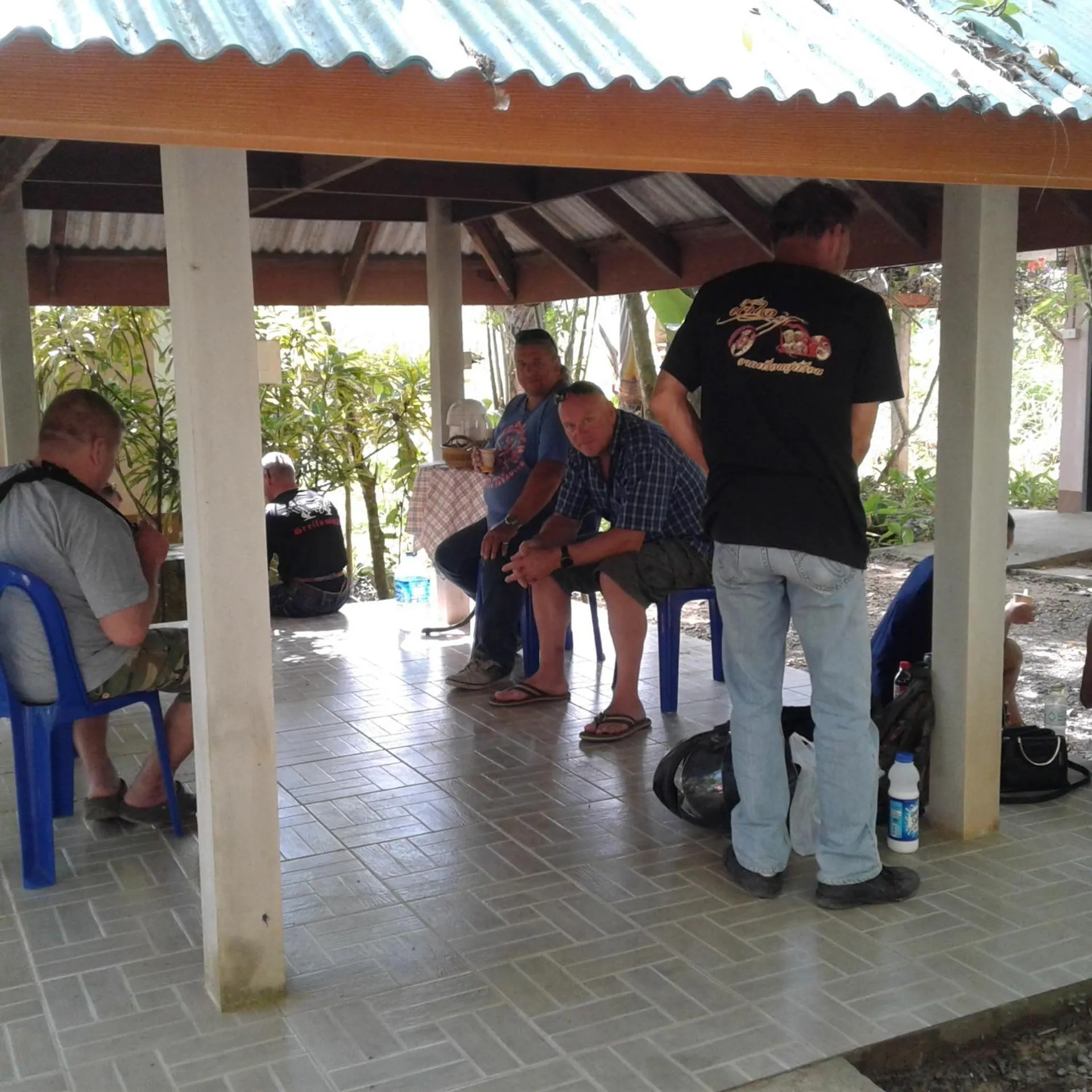 Restaurant/places to eat in Suan Bang Bon Guest House