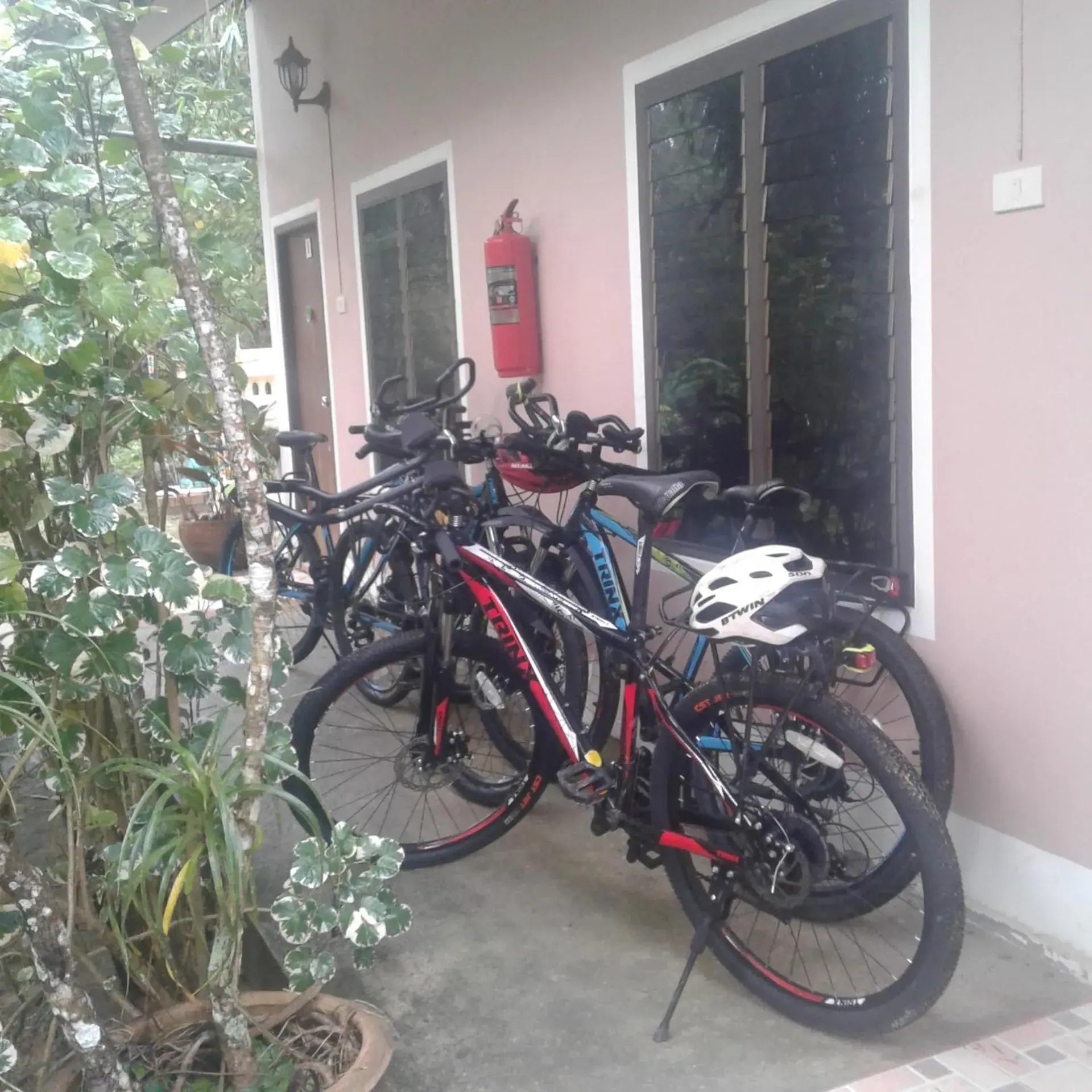 Economy Double Room - single occupancy in Suan Bang Bon Guest House Economy Double Room - single occupancy in Suan Bang Bon Guest House