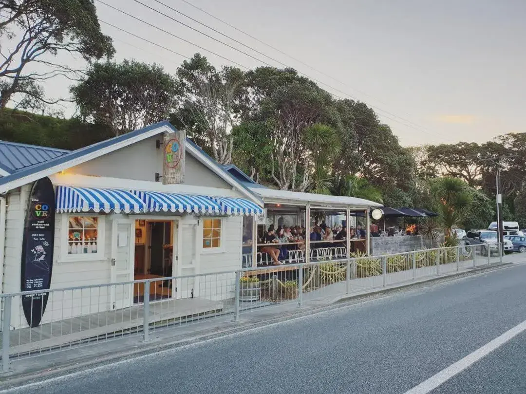 Restaurant/places to eat in Waipu Cove Resort Restaurant/places to eat in Waipu Cove Resort