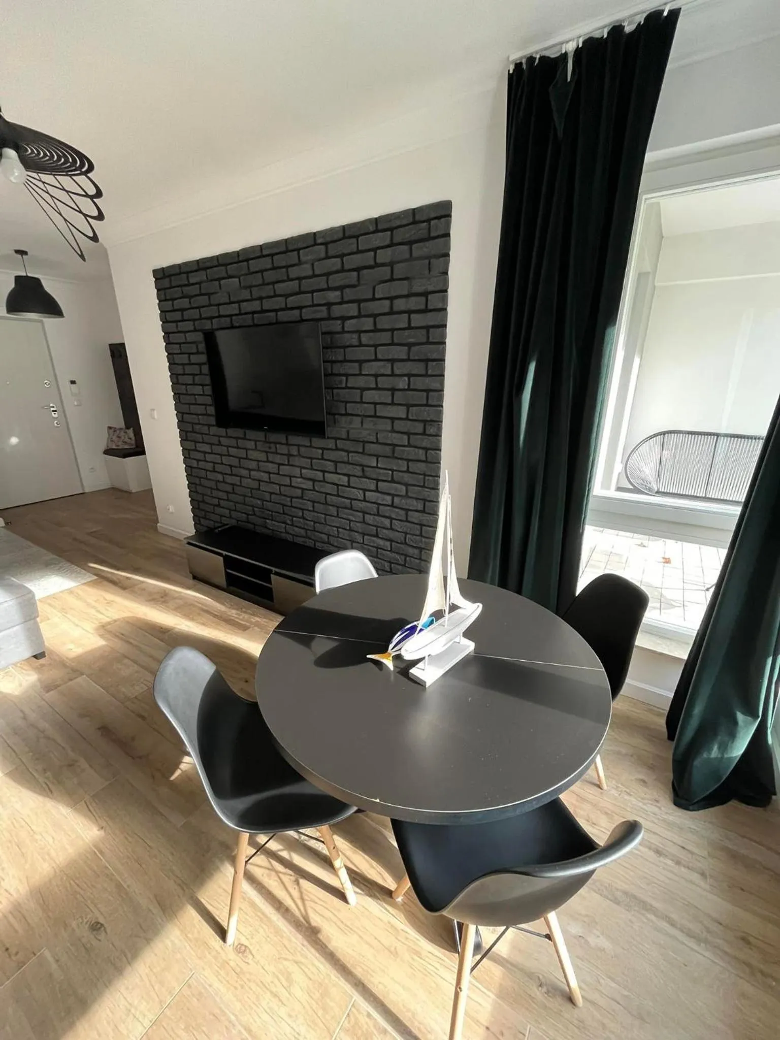 TV and multimedia in Sleepy3city Apartments Batorego 9