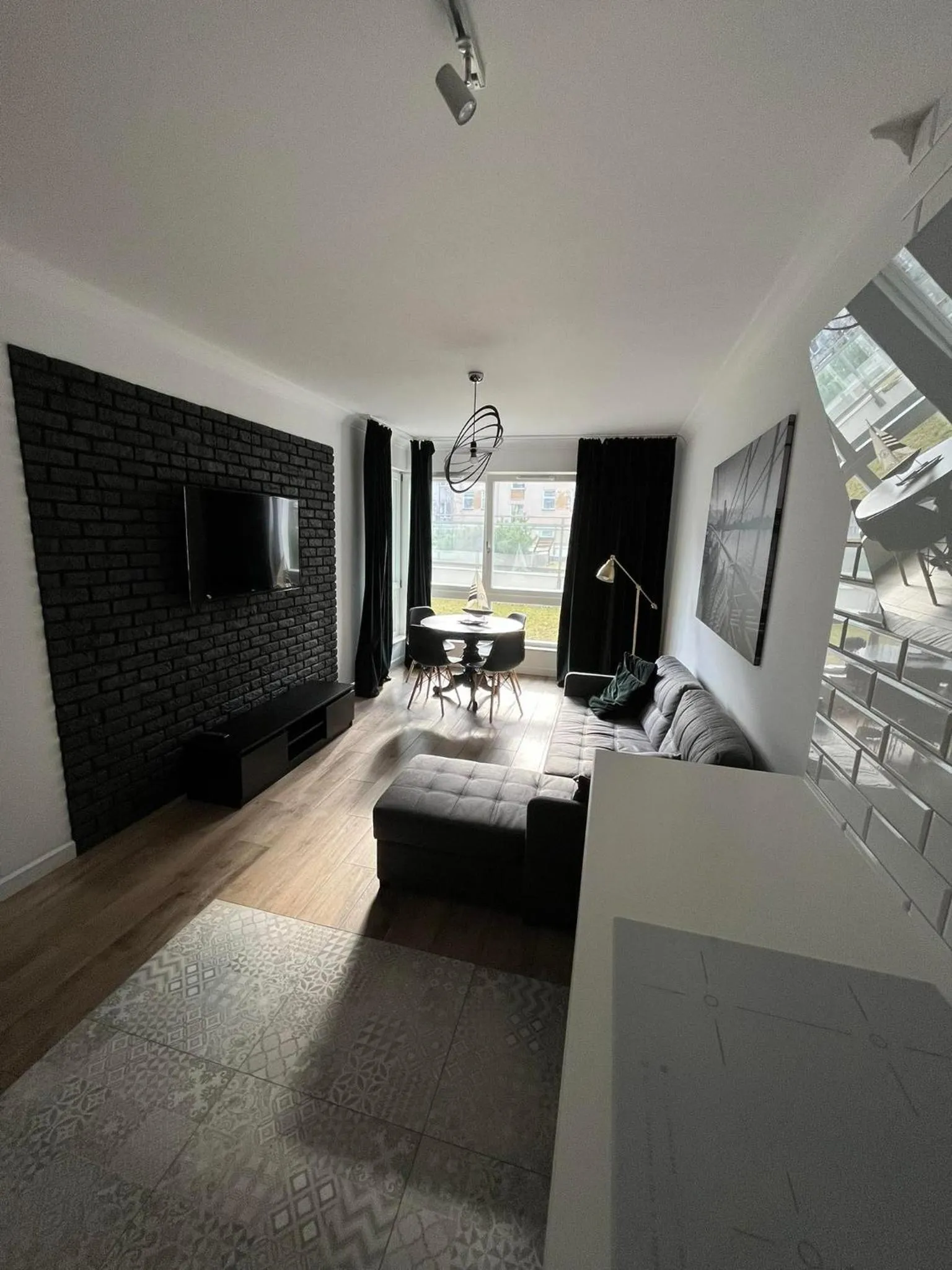 Living room, Bed in Sleepy3city Apartments Batorego 9