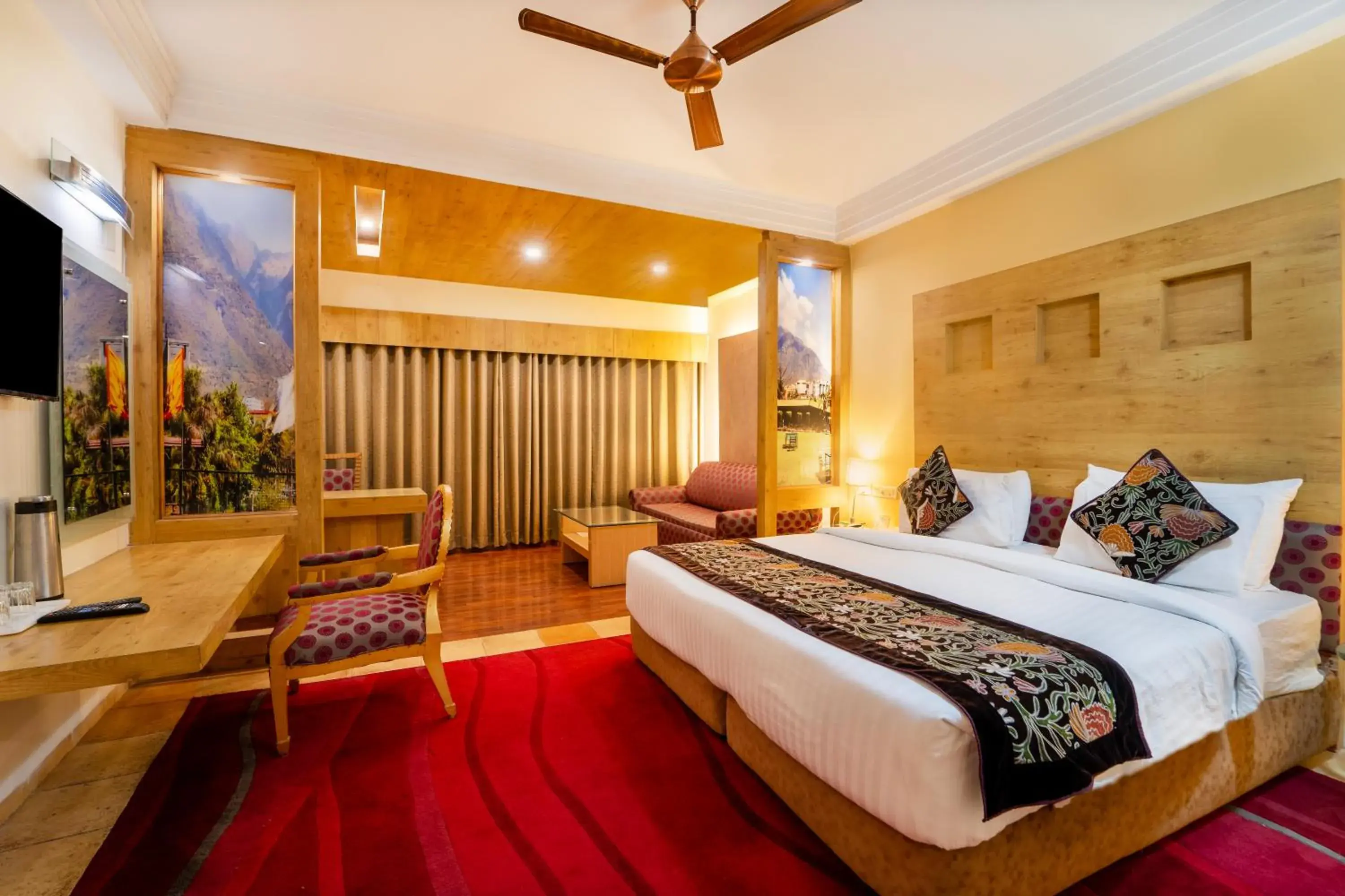 Seating area, Bed in K C Residency Katra Seating area, Bed in K C Residency Katra