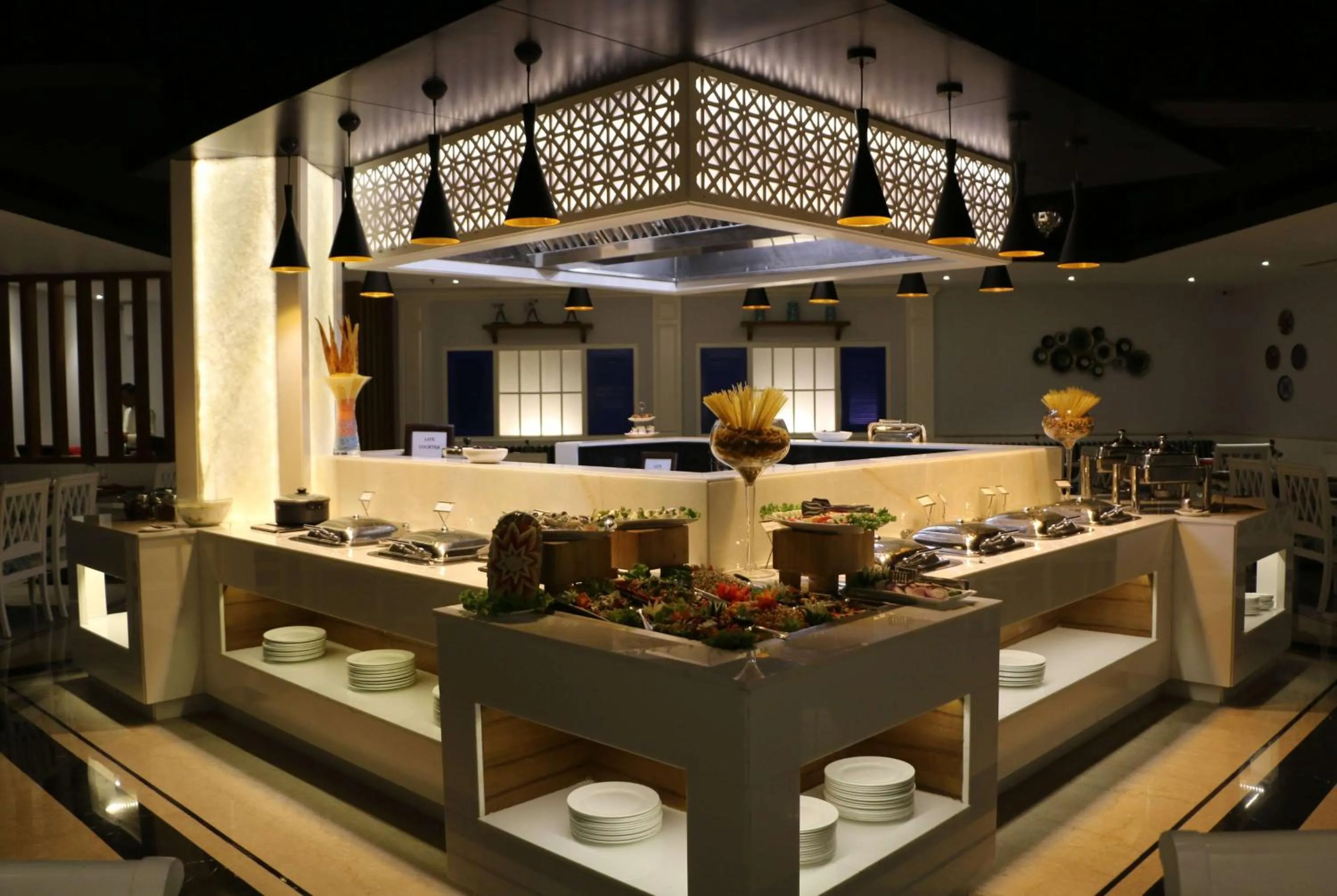 Restaurant/places to eat in Ramada by Wyndham Jalandhar City Center