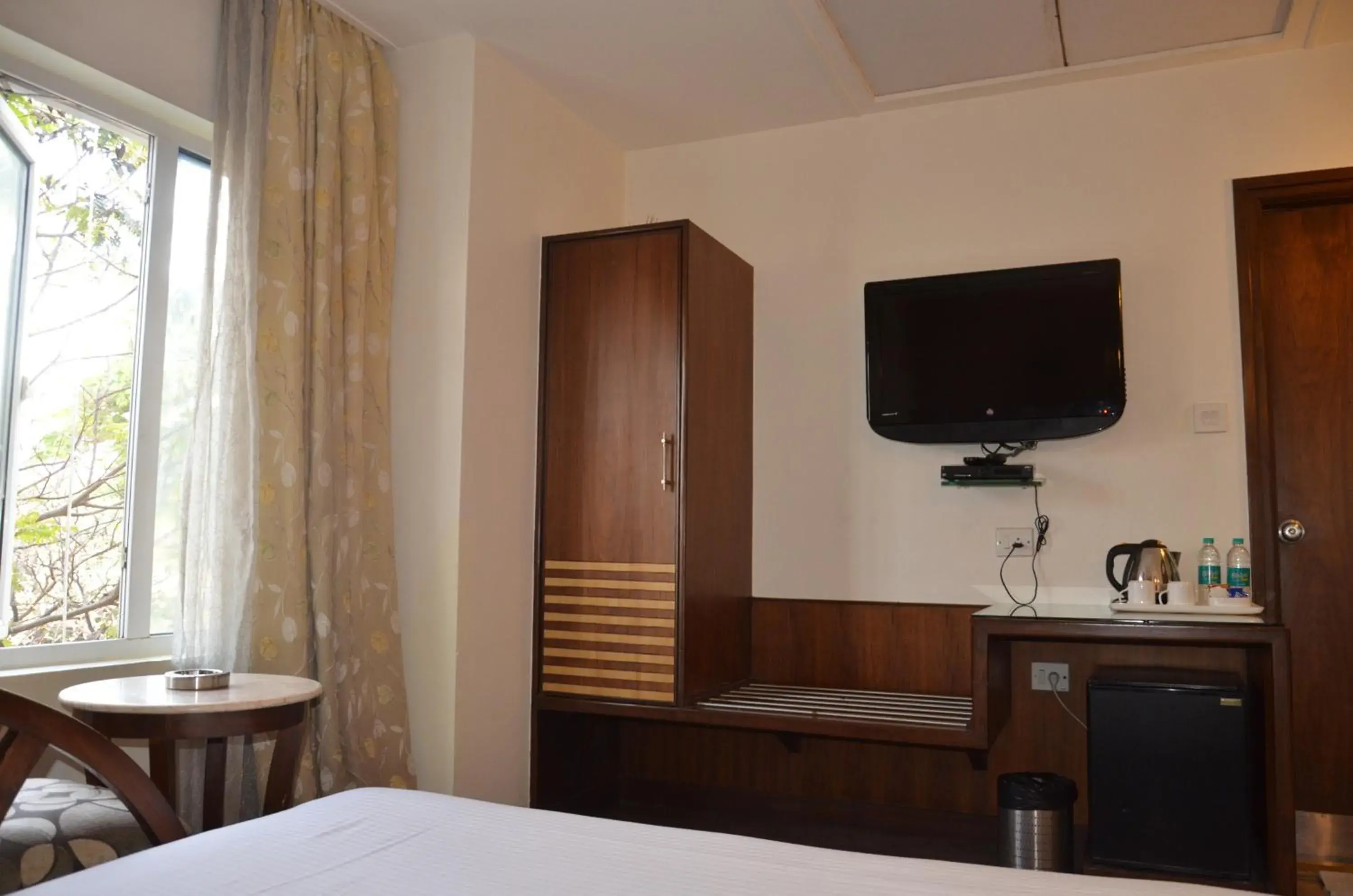 TV and multimedia, Bed in Hotel Silicrest TV and multimedia, Bed in Hotel Silicrest