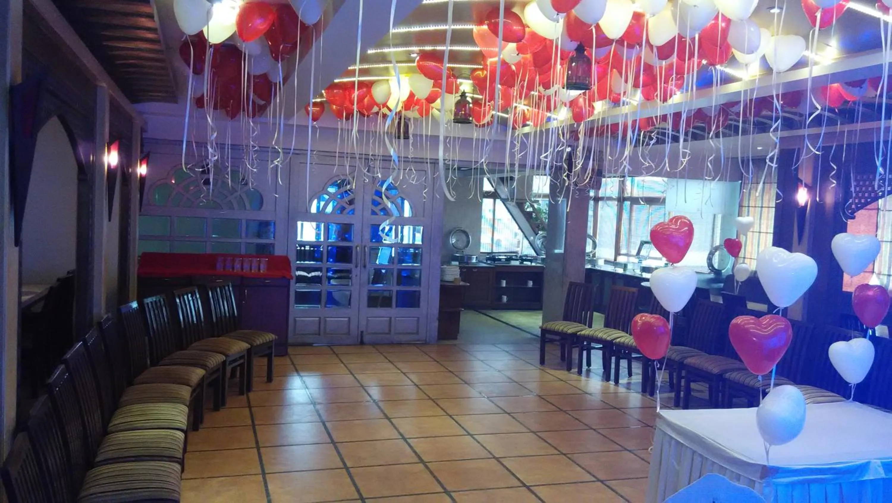 Buffet breakfast in Hotel Silicrest