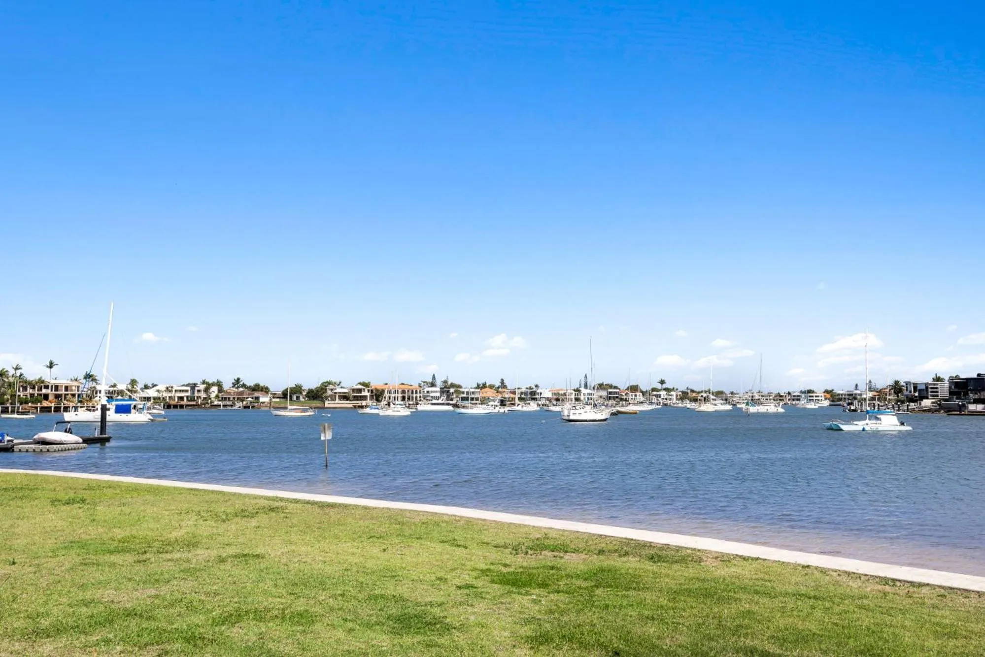 Day in Central Motel Mooloolaba and Apartments