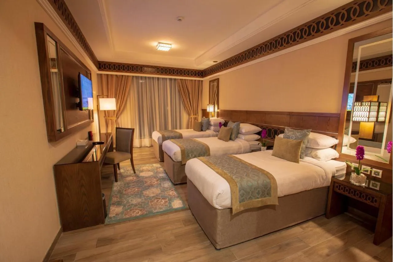 Bed in Violet Al Azizia Hotel MASJID Al Qatari