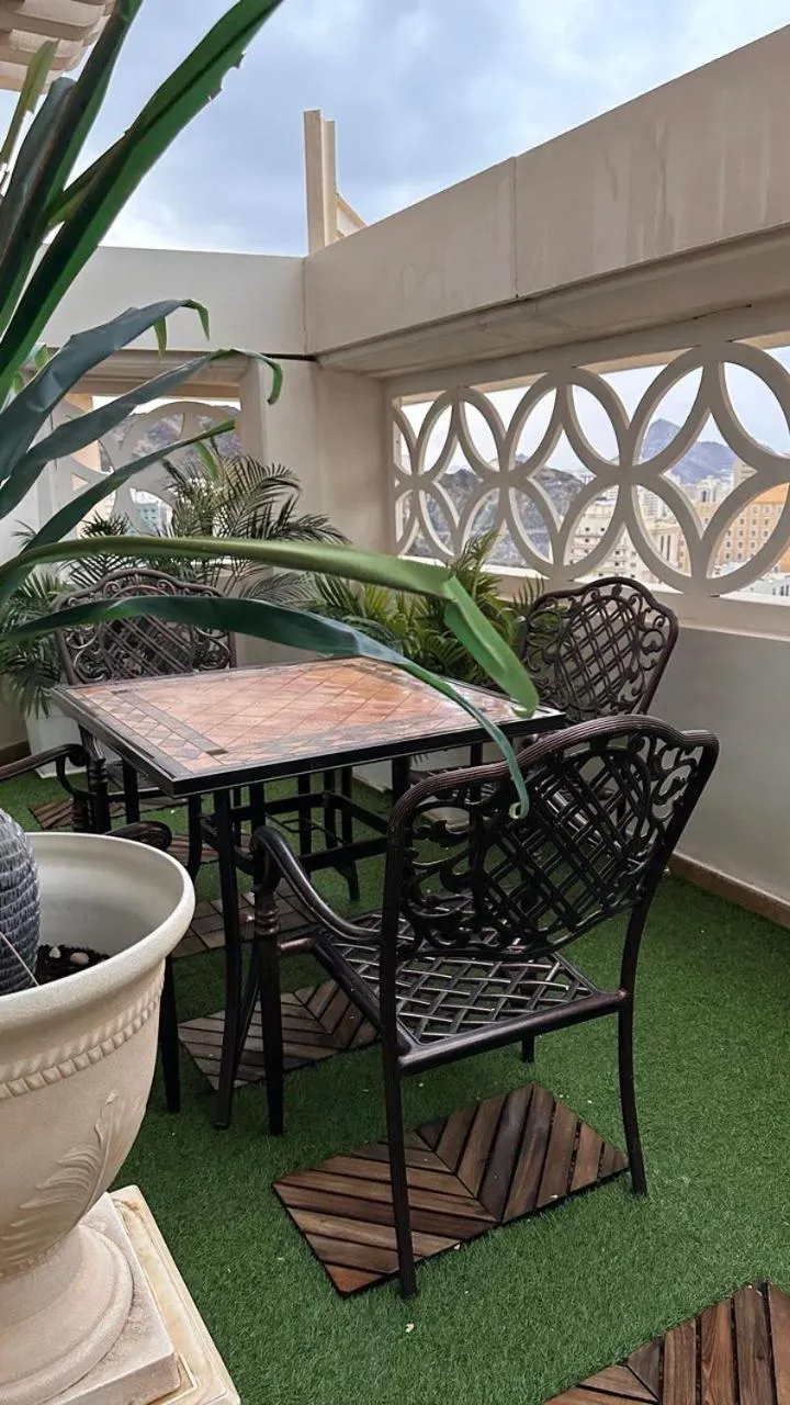 Balcony/Terrace in Violet Al Azizia Hotel MASJID Al Qatari