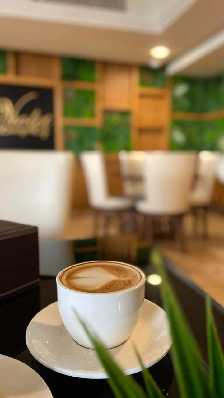 Coffee/tea facilities in Violet Al Azizia Hotel MASJID Al Qatari