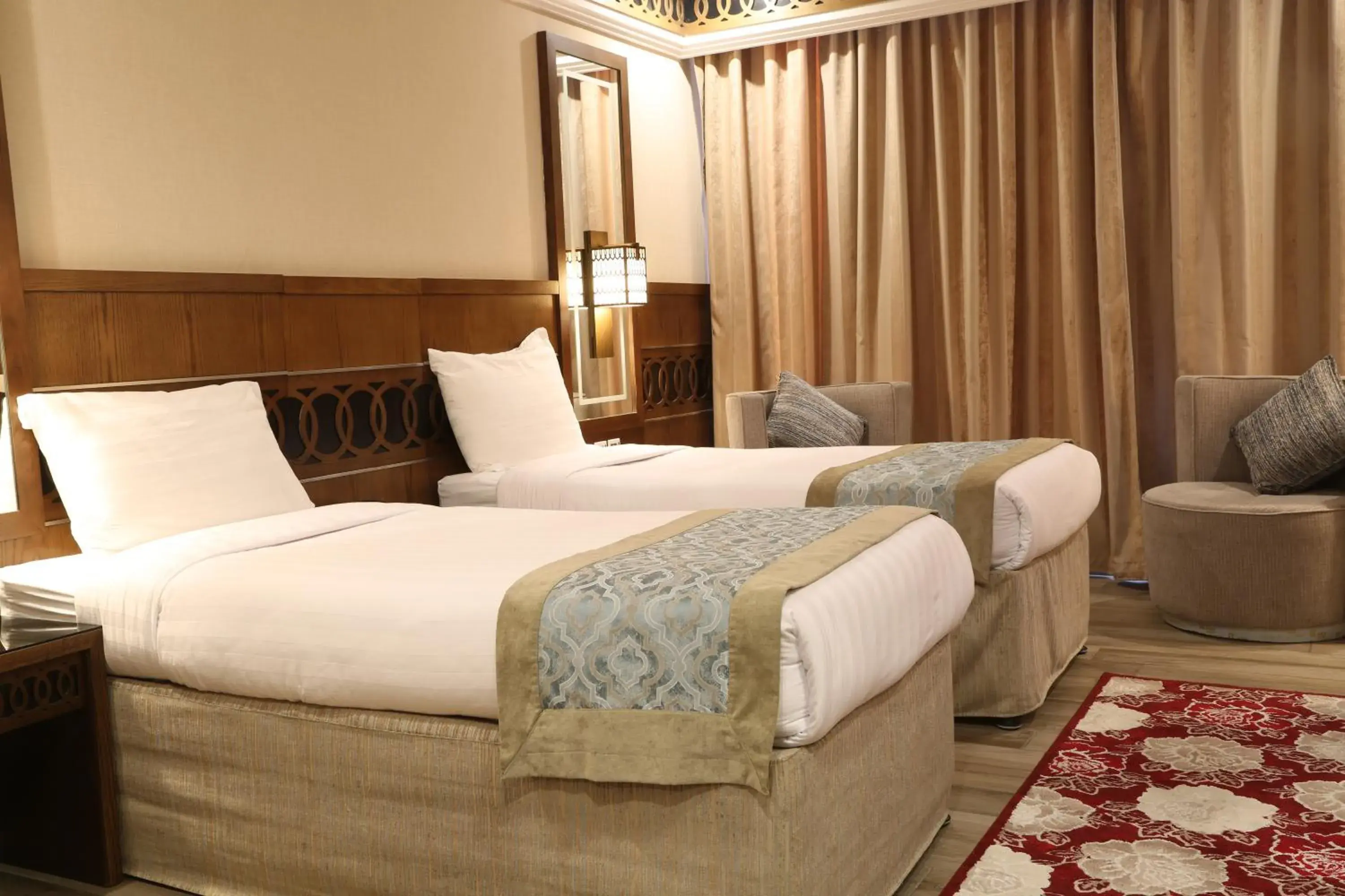 Twin Room in Violet Al Azizia Hotel MASJID Al Qatari Twin Room in Violet Al Azizia Hotel MASJID Al Qatari