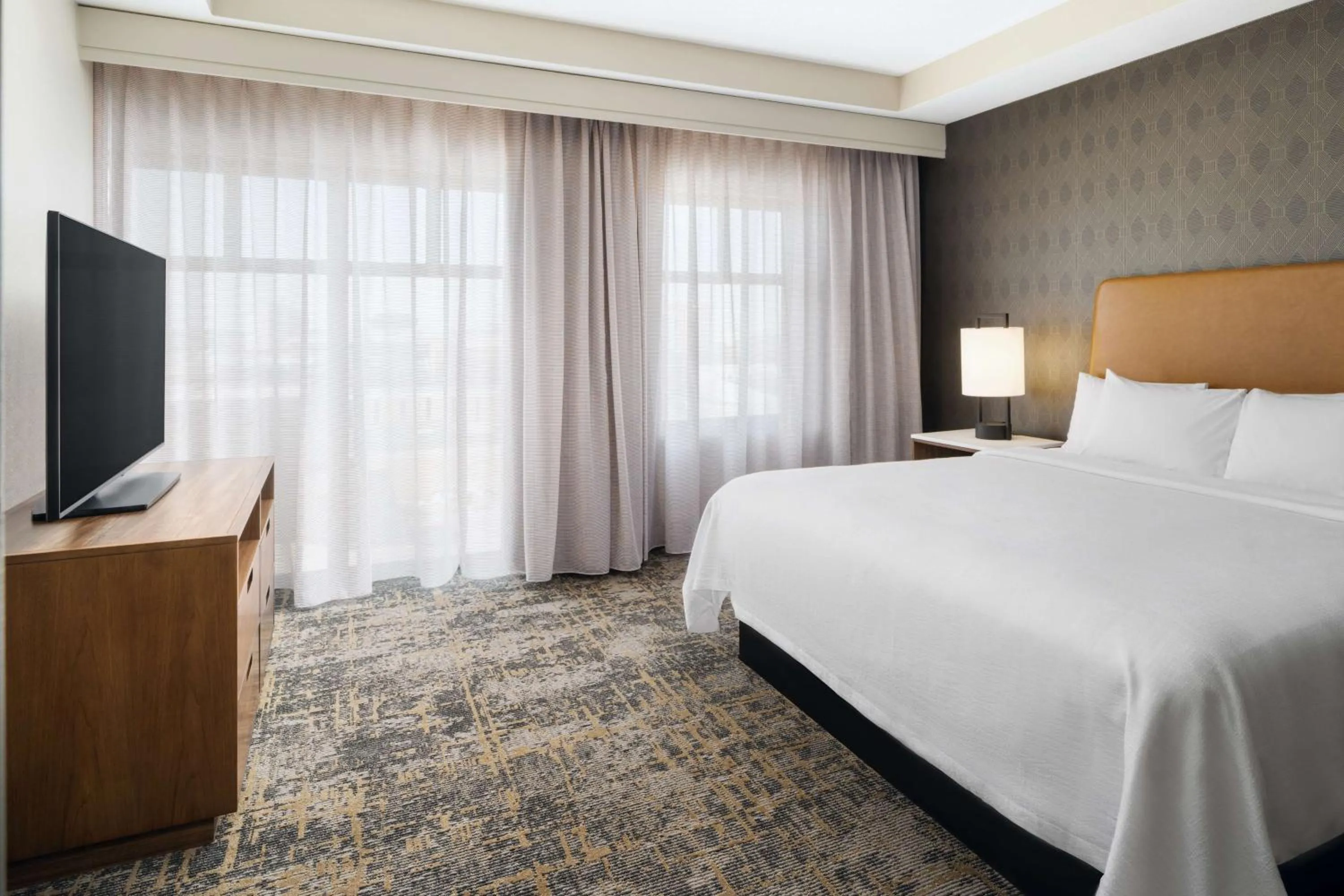 Bed in Embassy Suites Lincoln