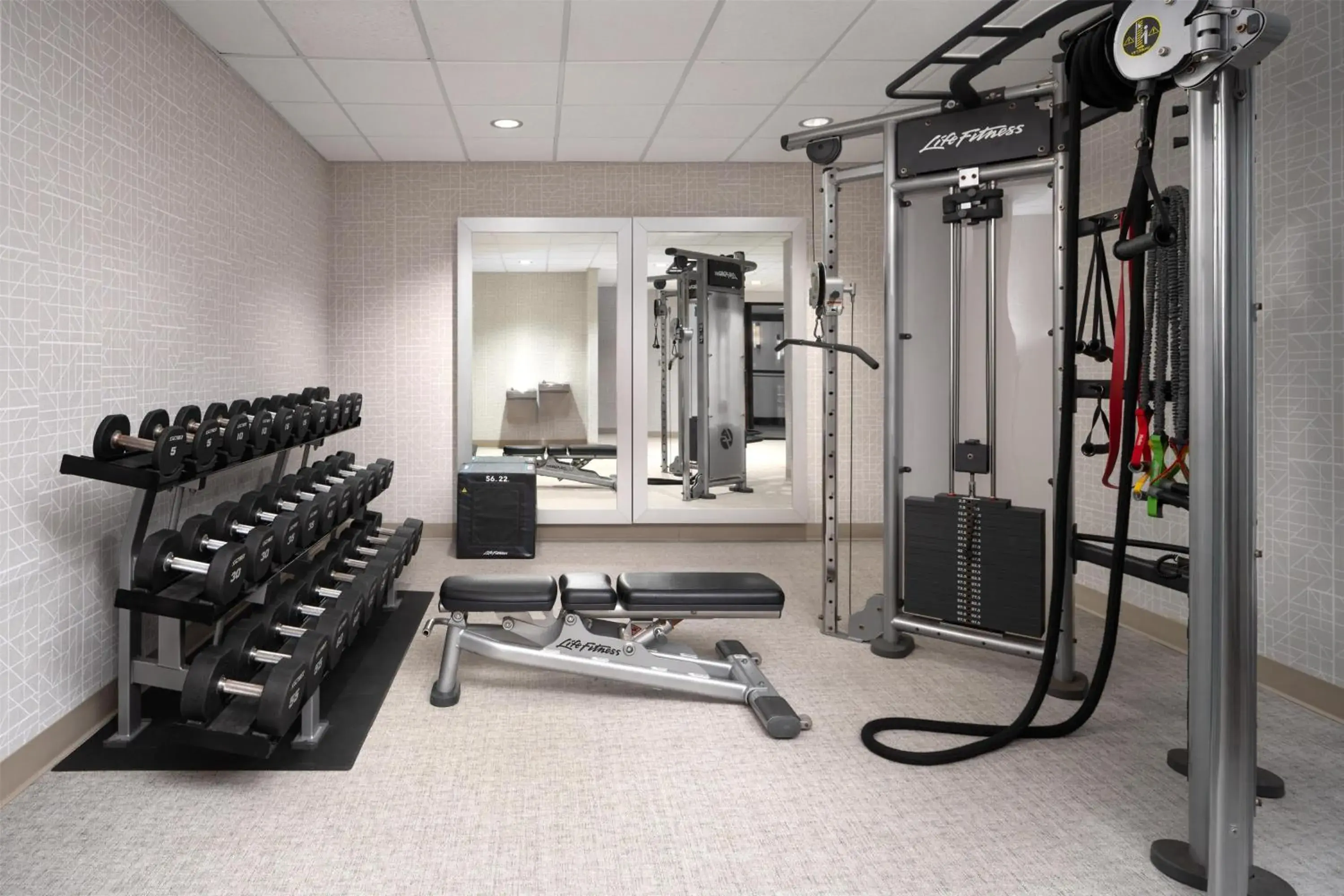 Fitness centre/facilities in Embassy Suites Lincoln Fitness centre/facilities in Embassy Suites Lincoln