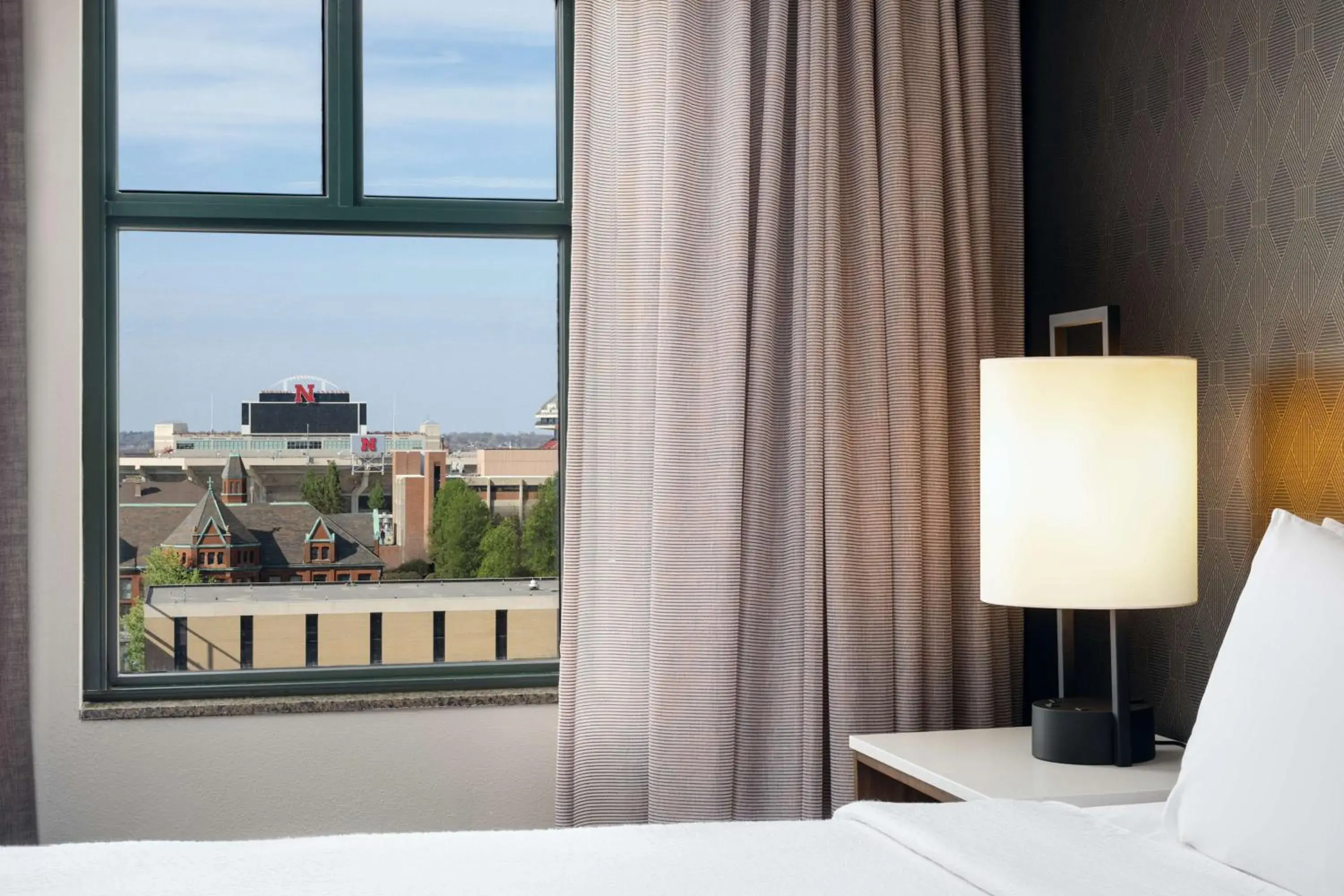 Bed in Embassy Suites Lincoln Bed in Embassy Suites Lincoln