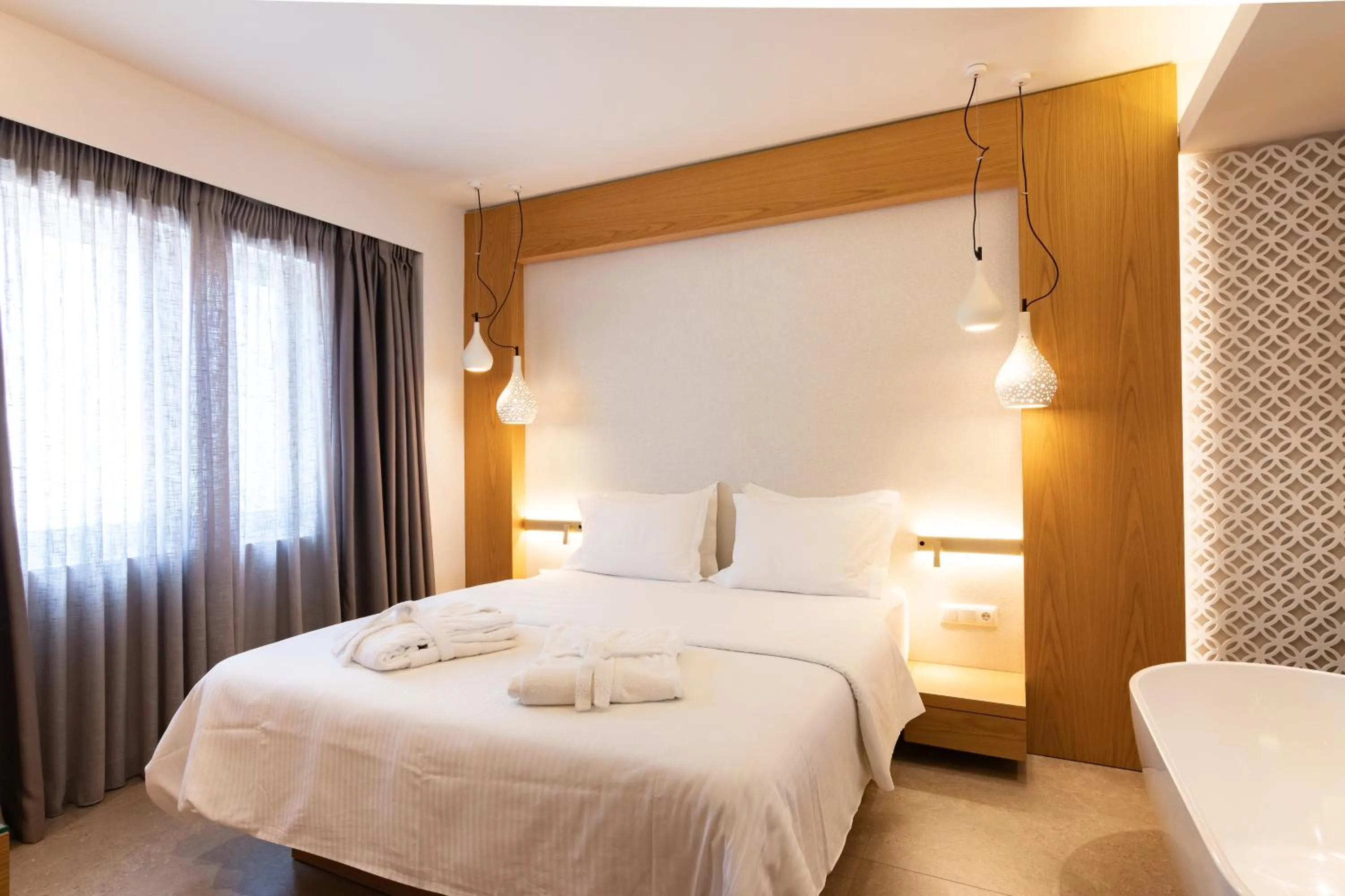 Bed in Colonides Beach Hotel