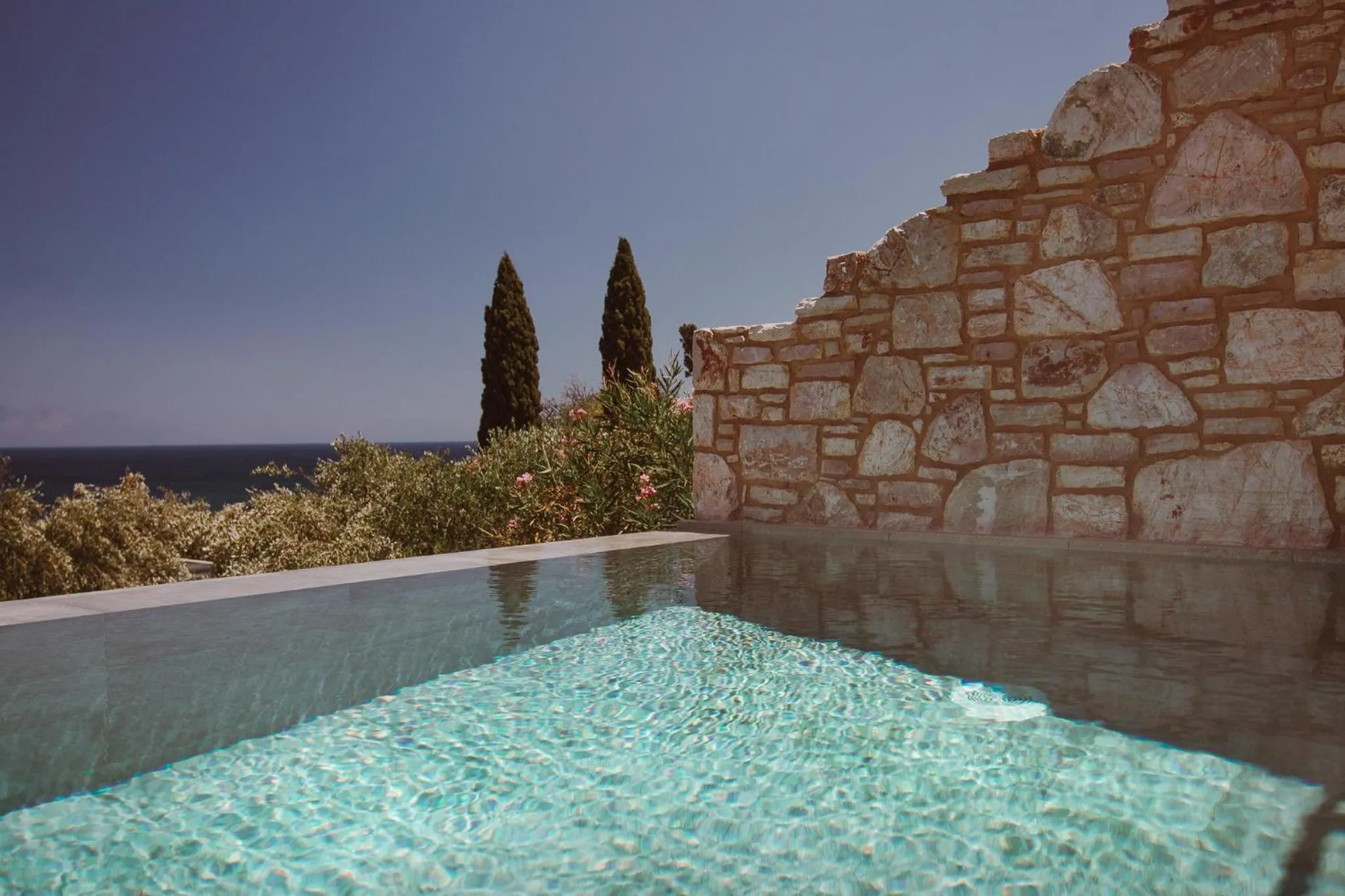 Colonides Beach Hotel