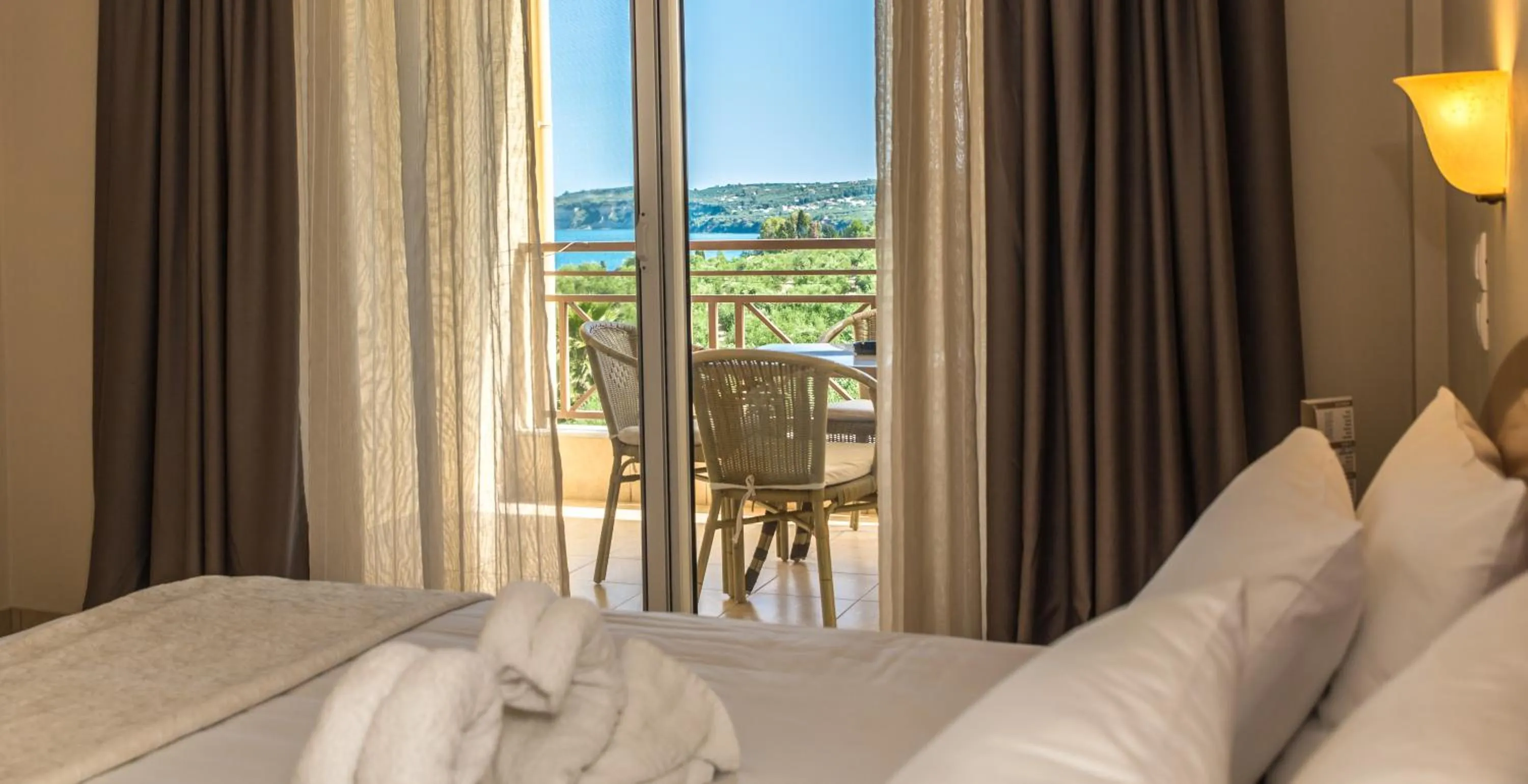 Bedroom, Bed in Colonides Beach Hotel