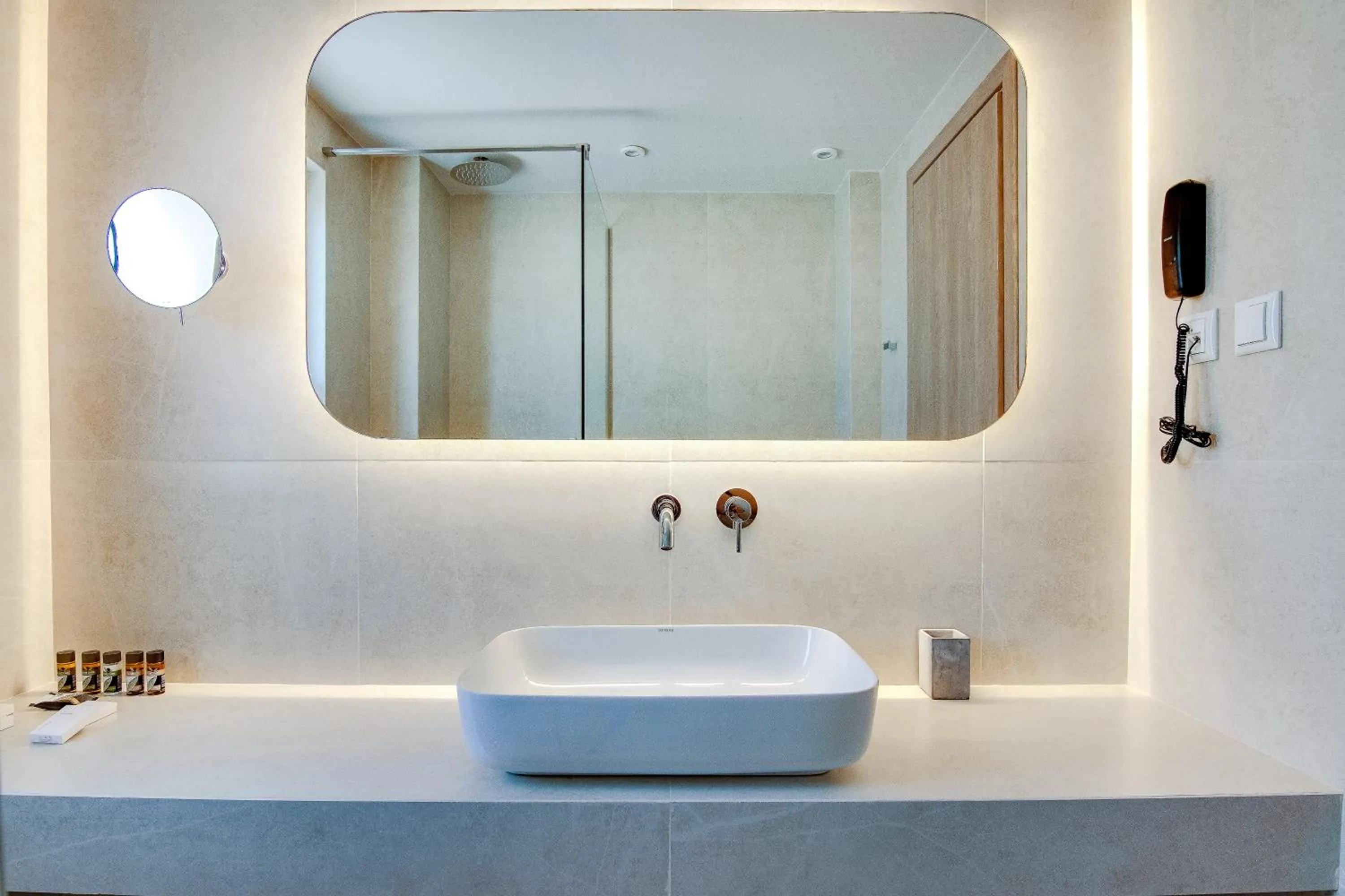 Colonides Beach Hotel