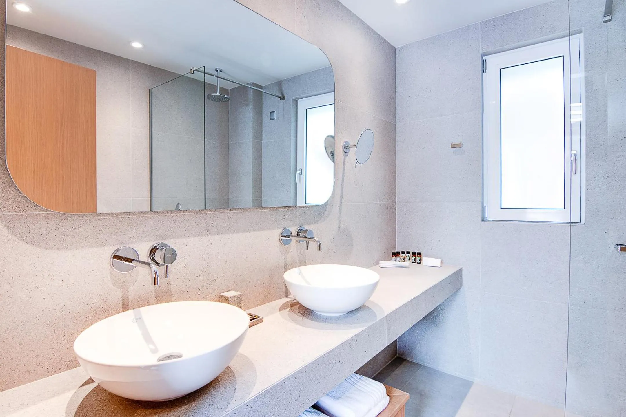 Colonides Beach Hotel