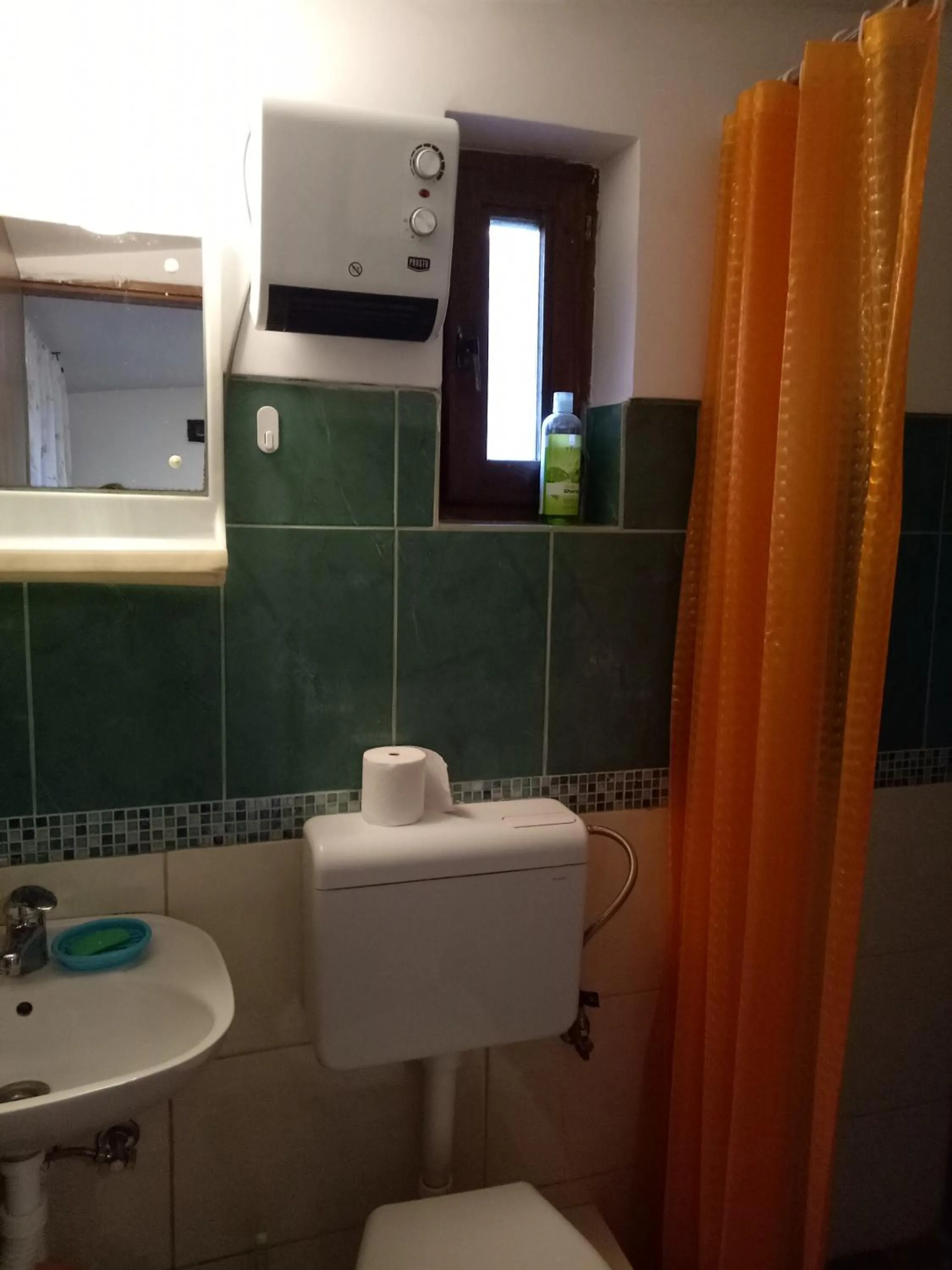 Tiki Apartmen