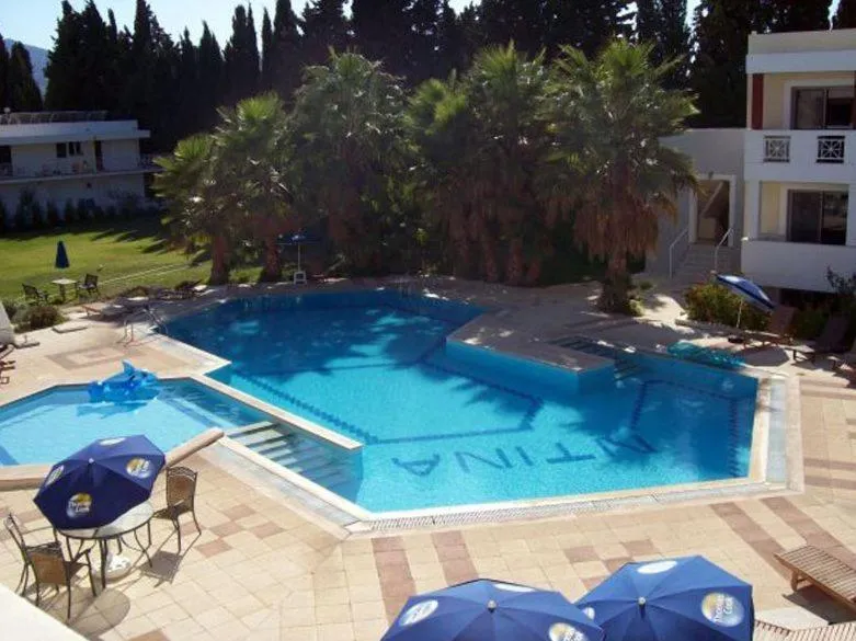 Swimming pool in Olgas Paradise Apartments