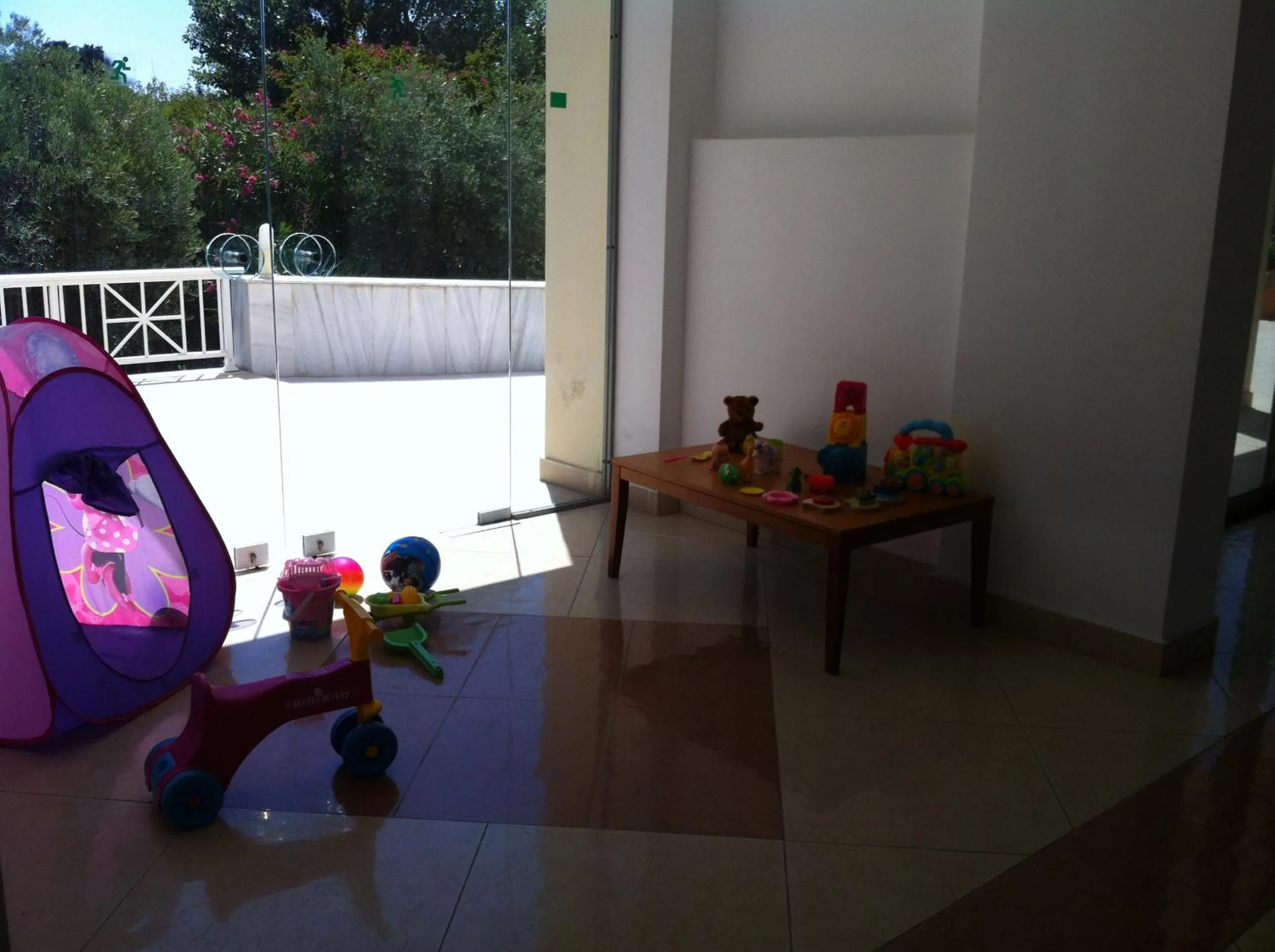 Children play ground in Olgas Paradise Apartments