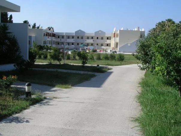 Property building in Olgas Paradise Apartments