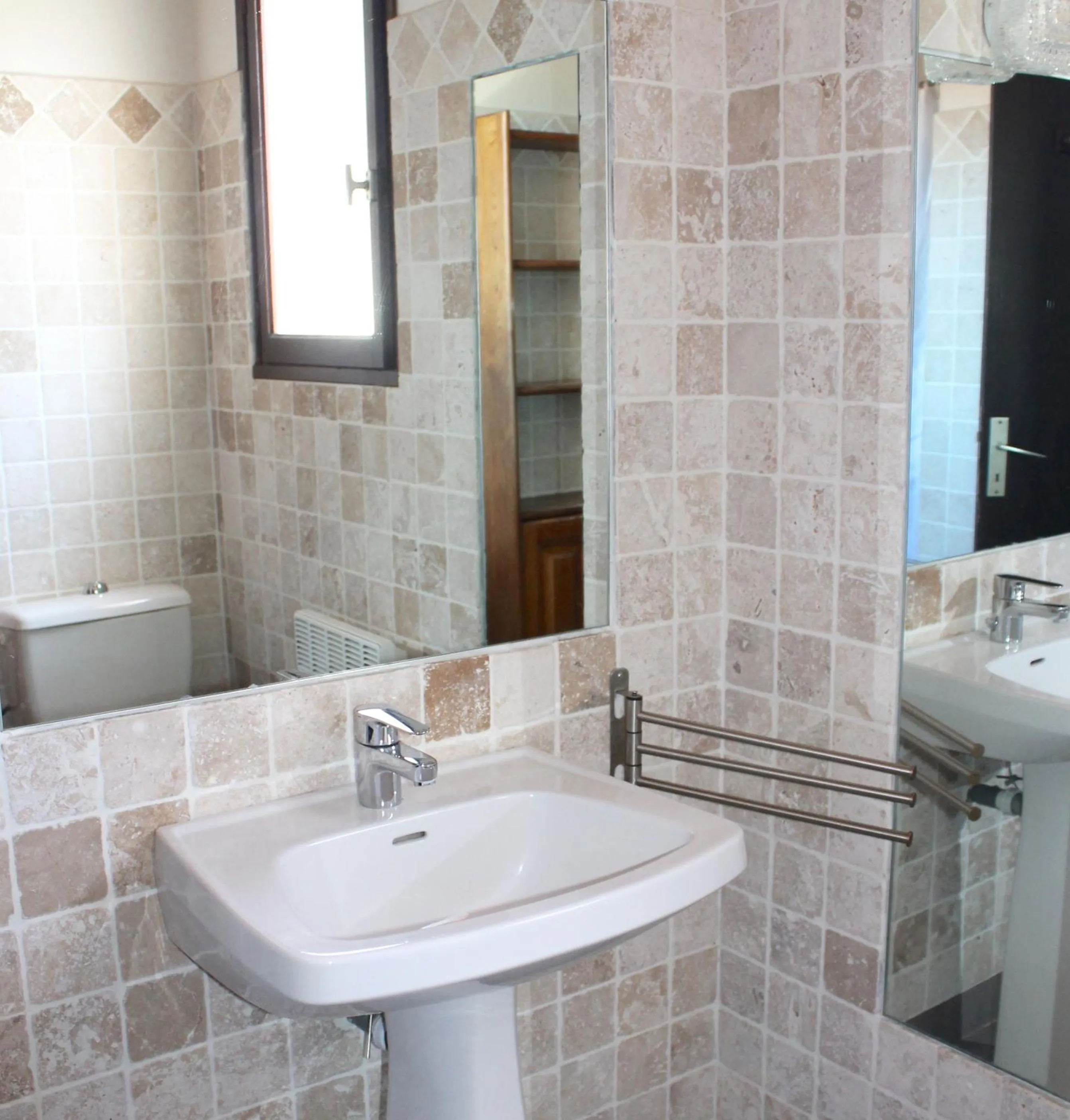 Bathroom in Domaine Le Clos des Oliviers