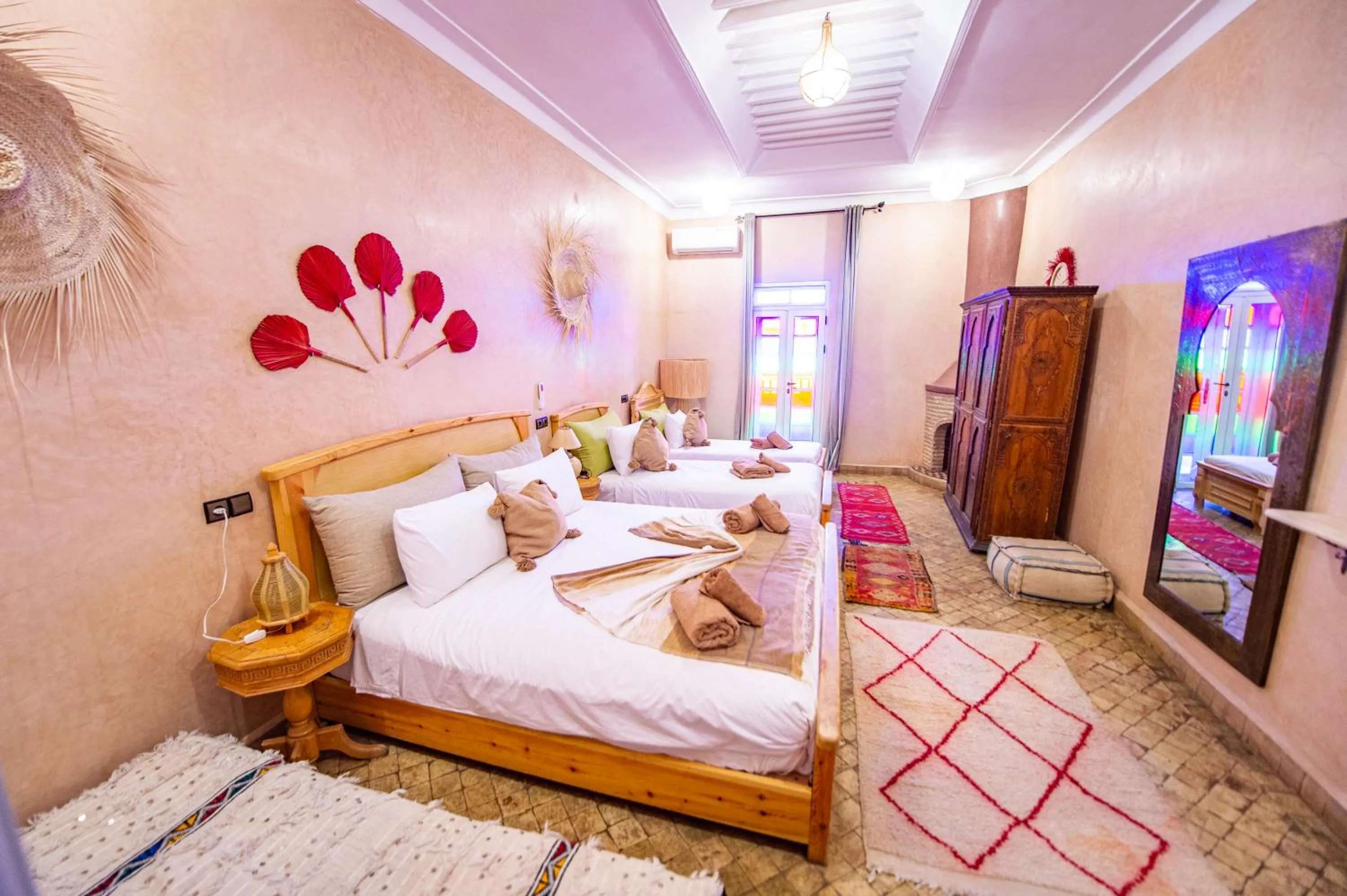 Property building, Bed in KOUTOBIA ROYAL