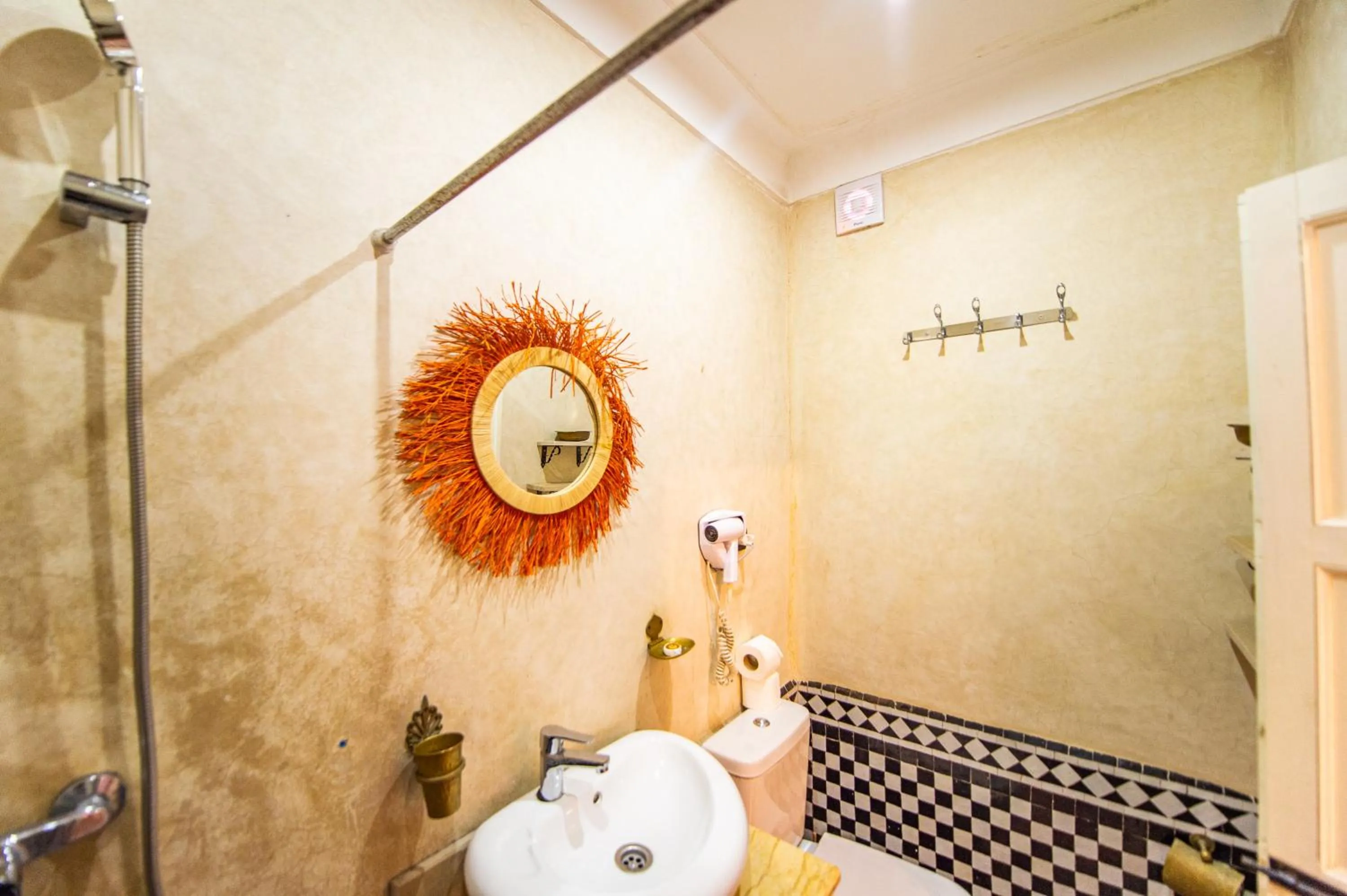 Shower in KOUTOBIA ROYAL