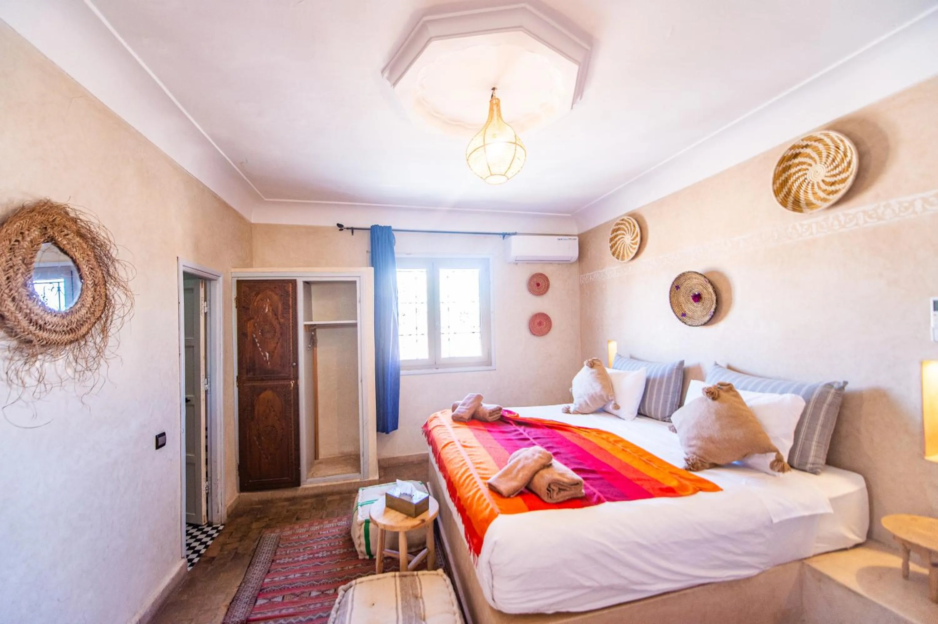 Bed in KOUTOBIA ROYAL