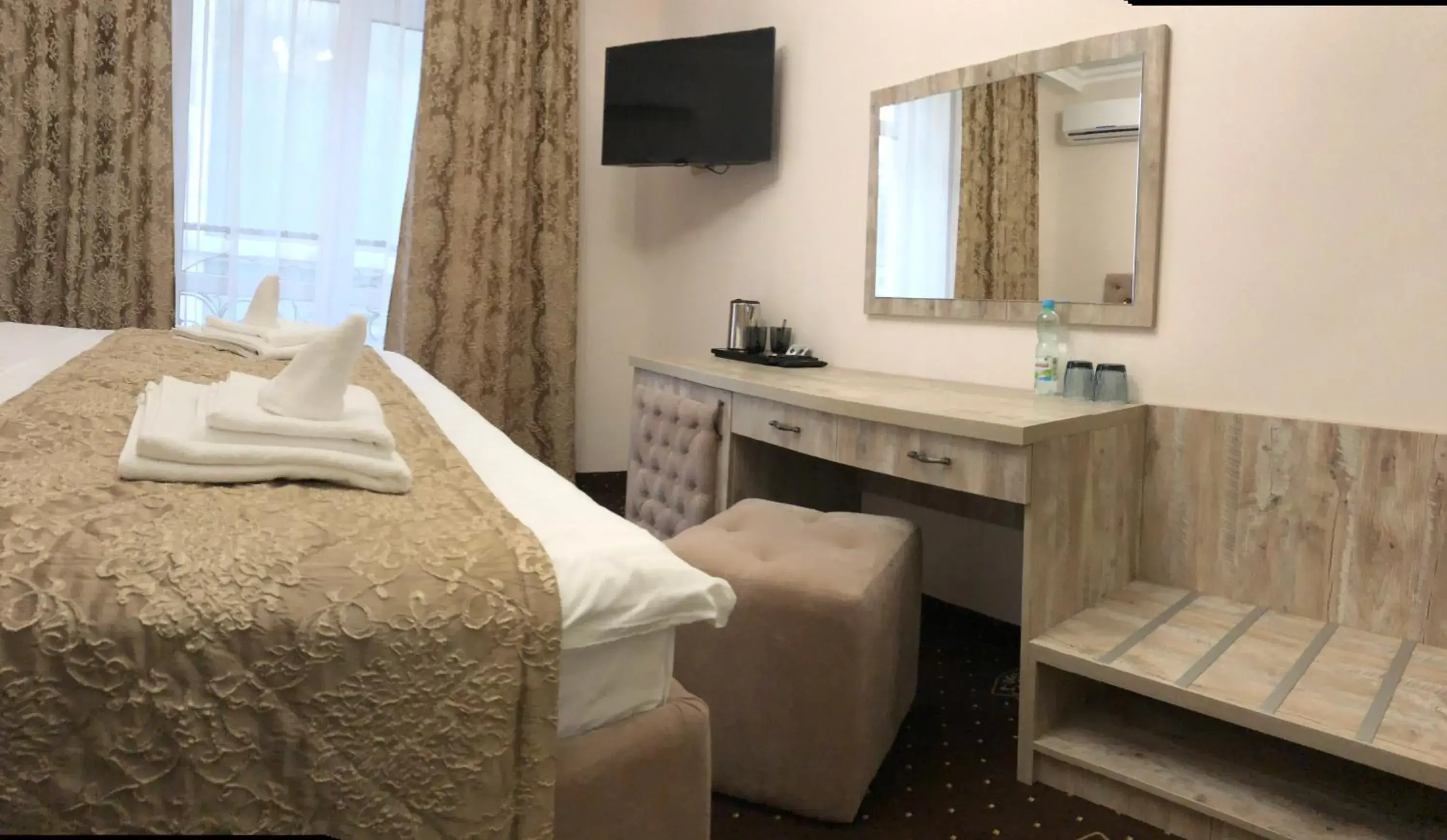 Double Room with Balcony in Hotel Boutique TOVMED Double Room with Balcony in Hotel Boutique TOVMED