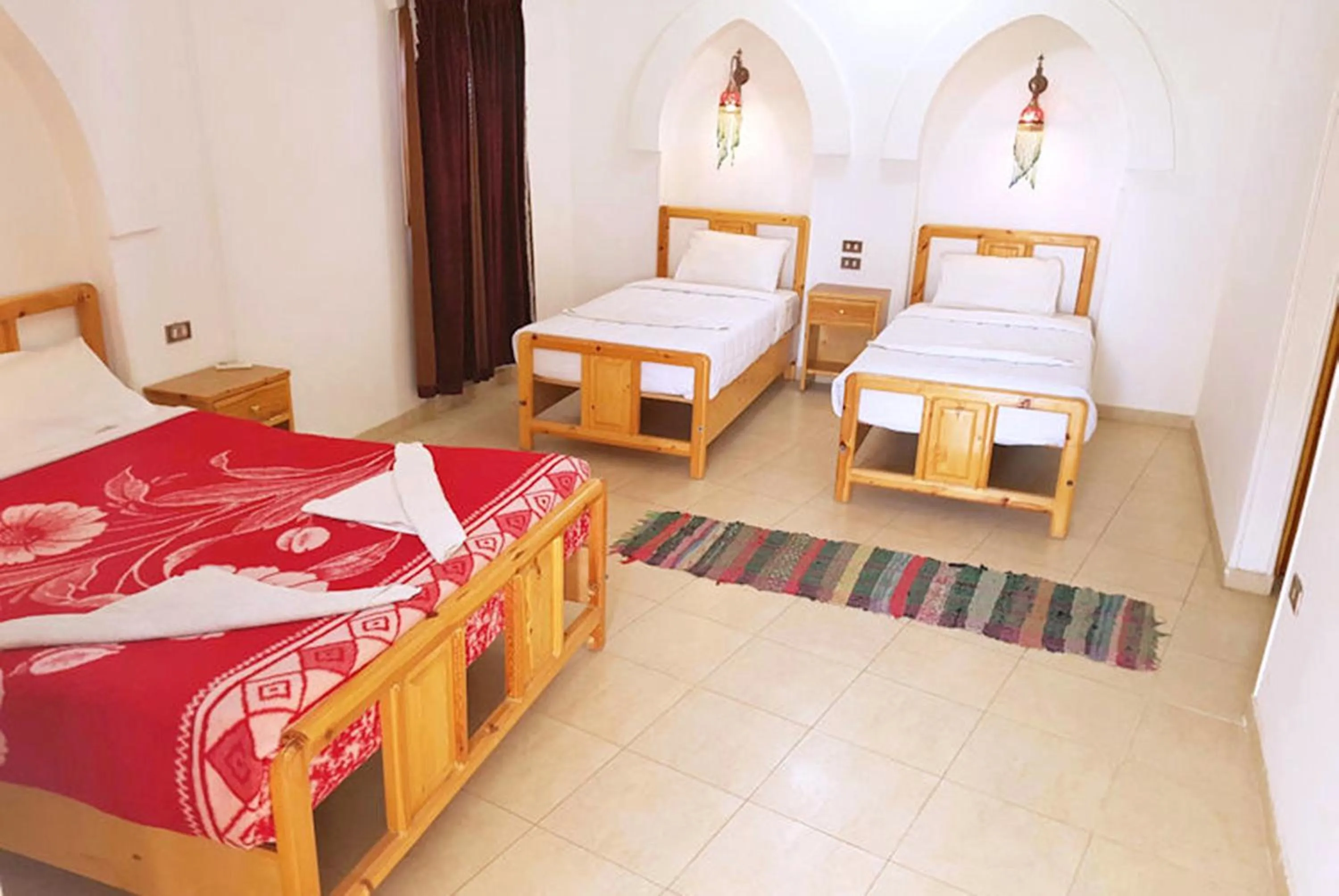 Bed in Hotel Sheherazade Luxor