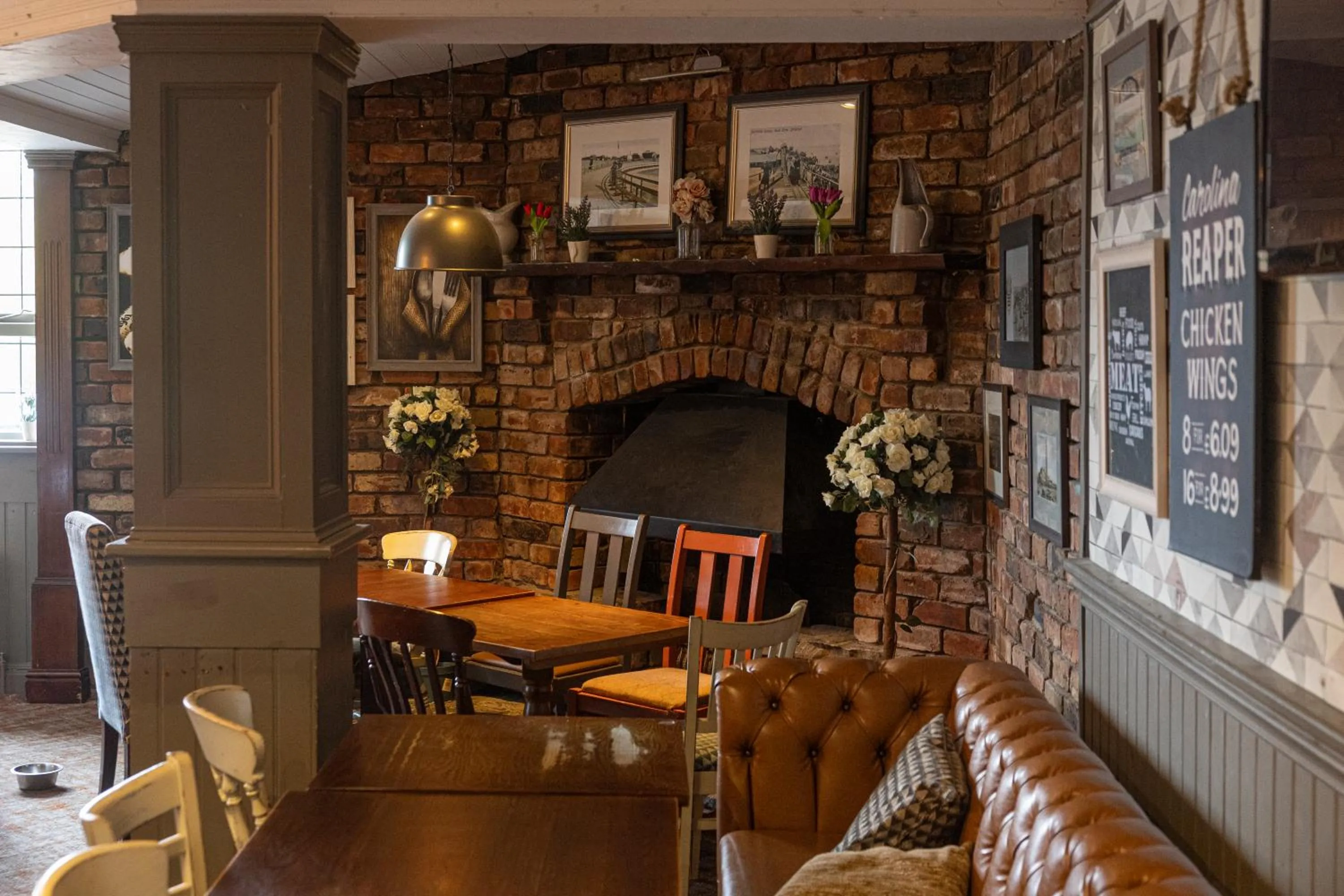 Restaurant/places to eat in Old Grey Mare Inn by Greene King Inns