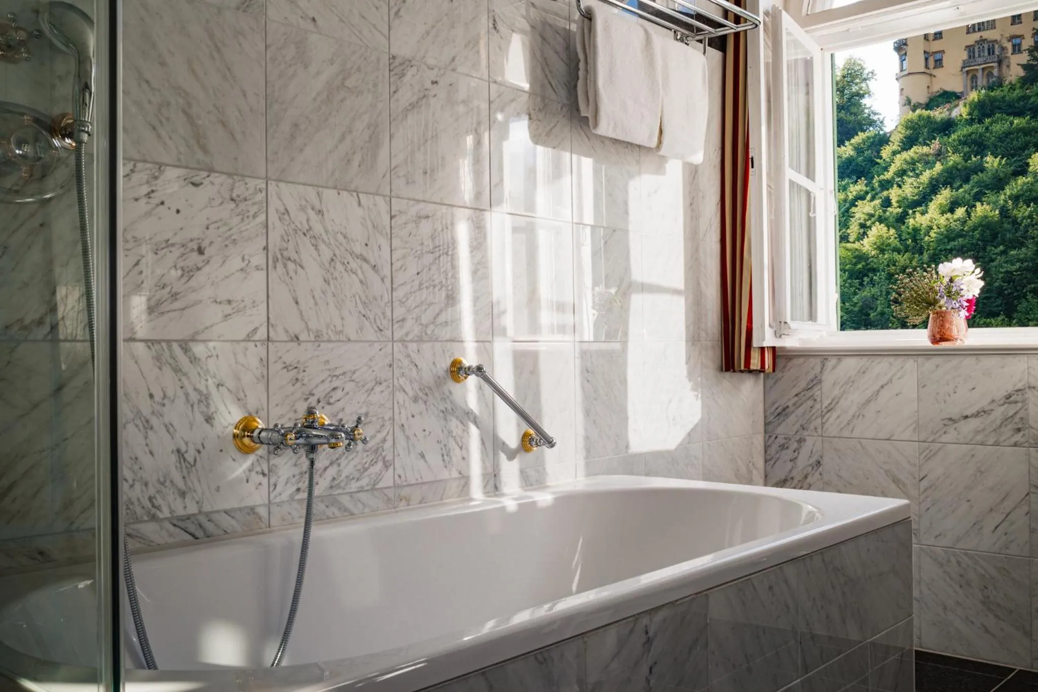 Bathroom in AMERON Neuschwanstein Alpsee Resort & Spa