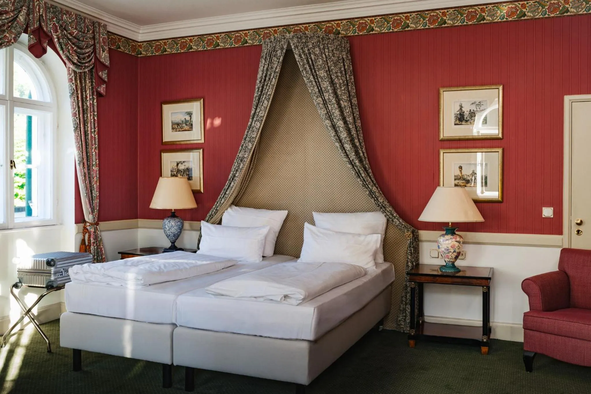 Bed in AMERON Neuschwanstein Alpsee Resort & Spa